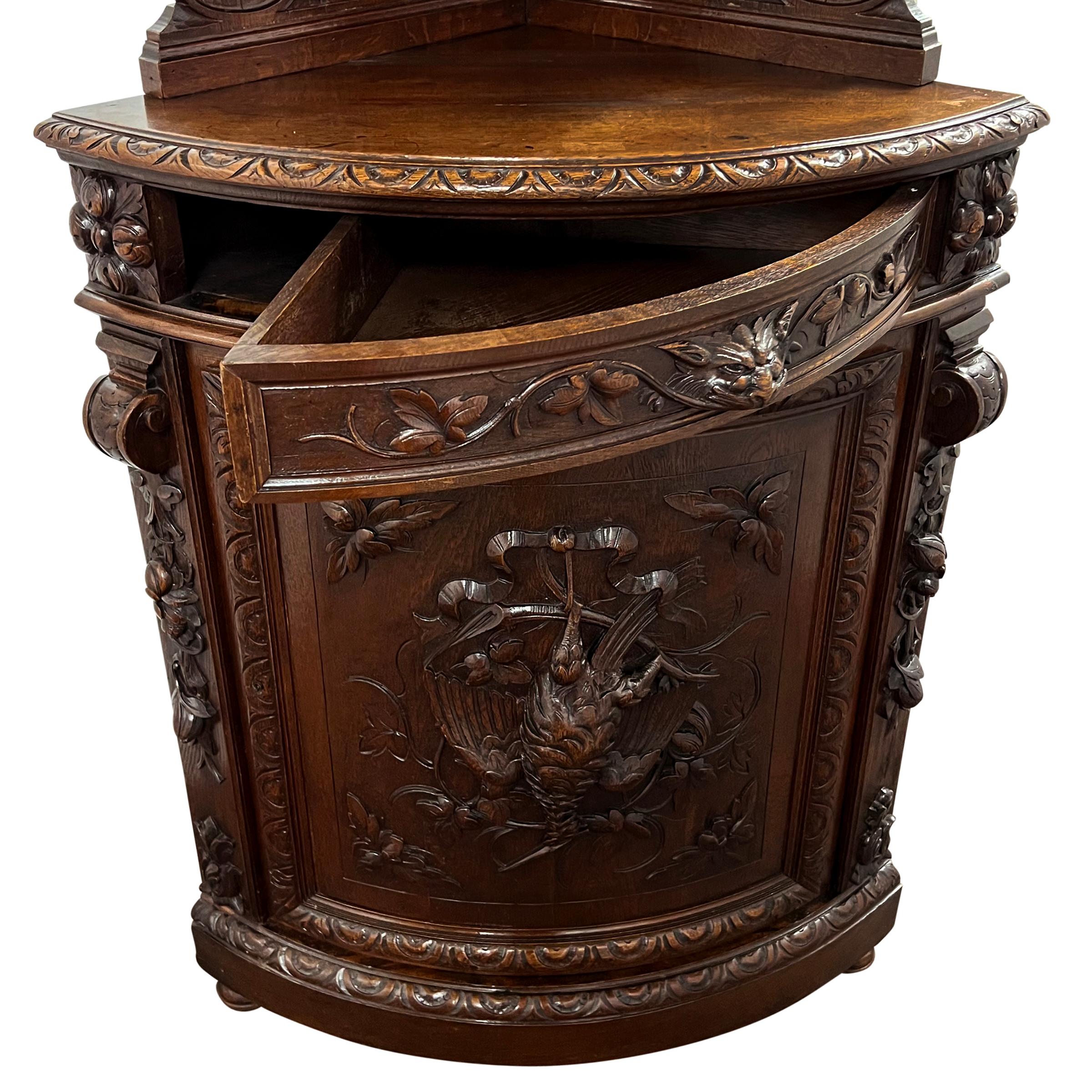 Oak 19th Century French Hunt-Themed Corner Cabinet For Sale
