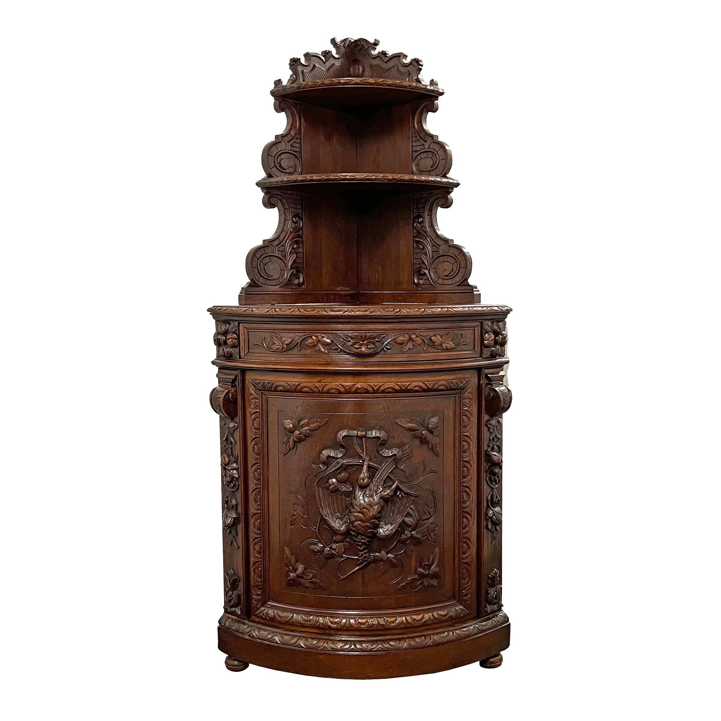 19th Century French Hunt-Themed Corner Cabinet For Sale
