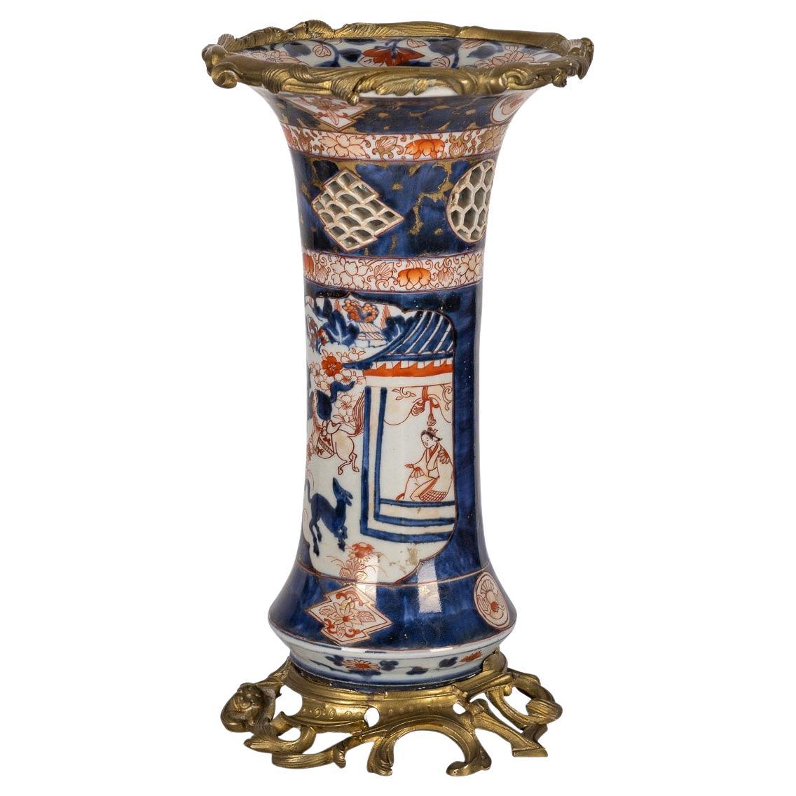 Vase en bronze doré monté sur porcelaine de style Imari français du 19ème siècle, vers 1880 en vente
