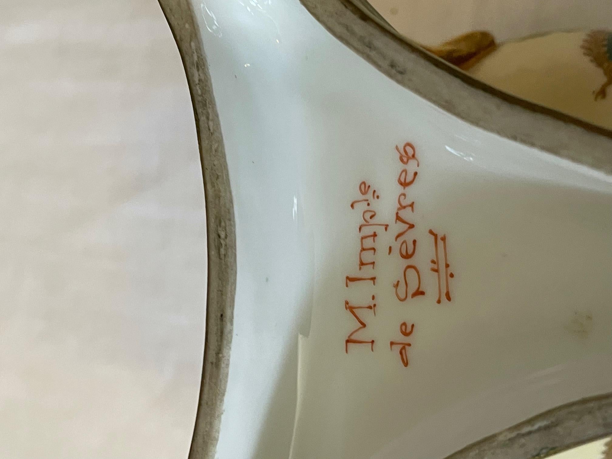 Encrier en porcelaine de la Manufacture impériale française de Sèvres du XIXe siècle en vente 5