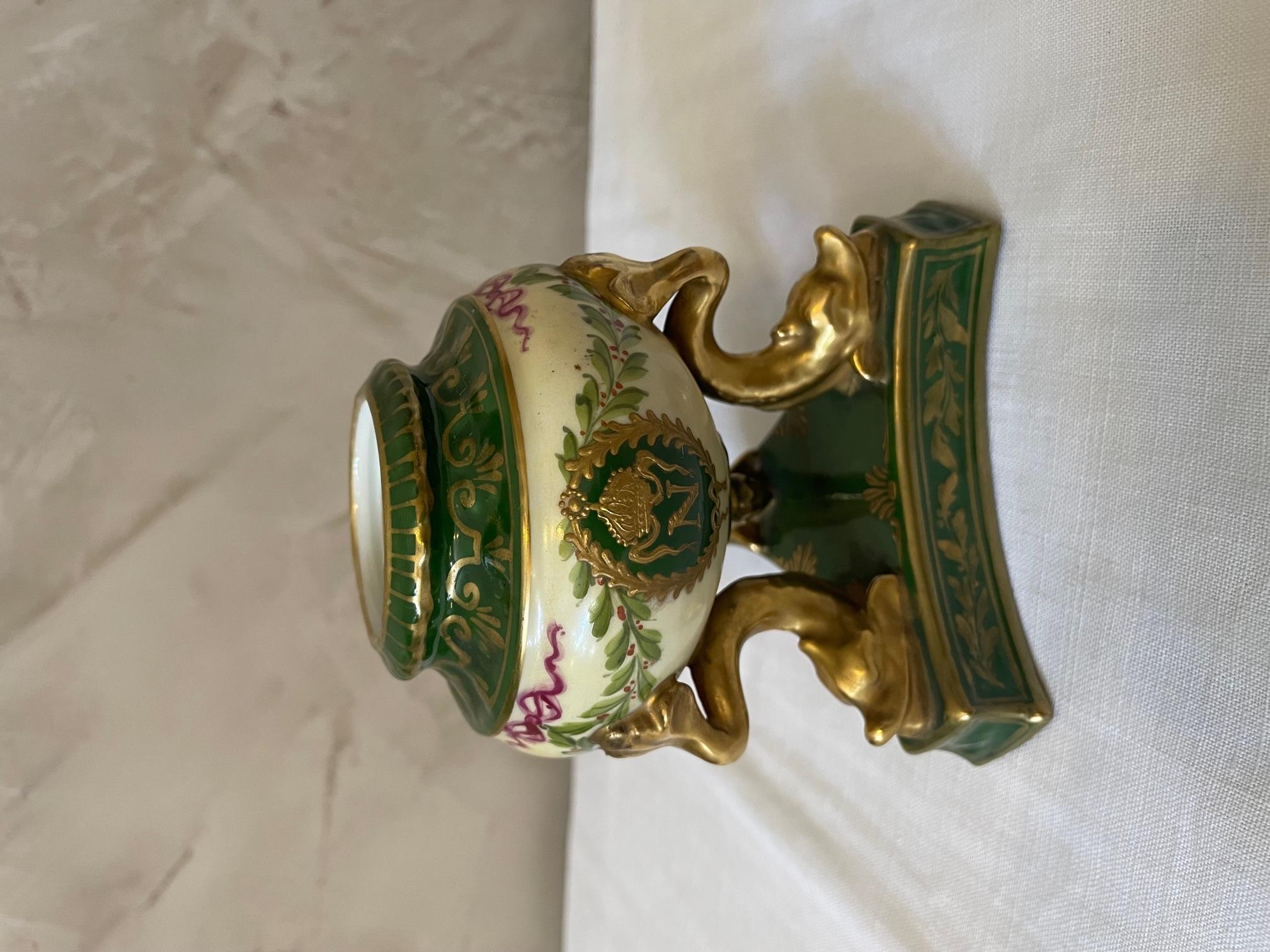 19th Century French Imperial Manufacture of Sevres Porcelain Inkwell For Sale 1