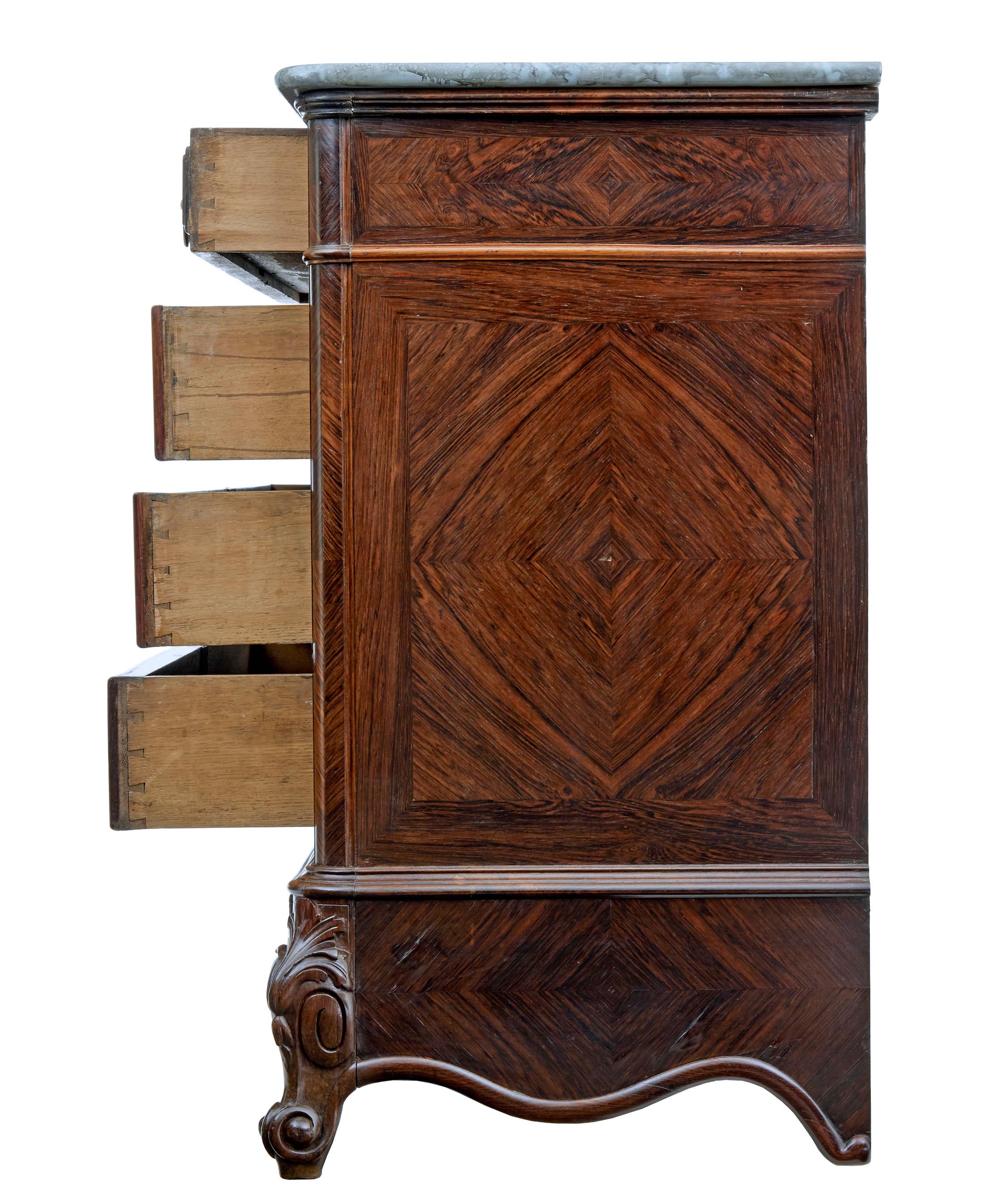 Cassettiera francese intarsiata del XIX secolo con piano in finto marmo In condizioni buone in vendita a Debenham, Suffolk