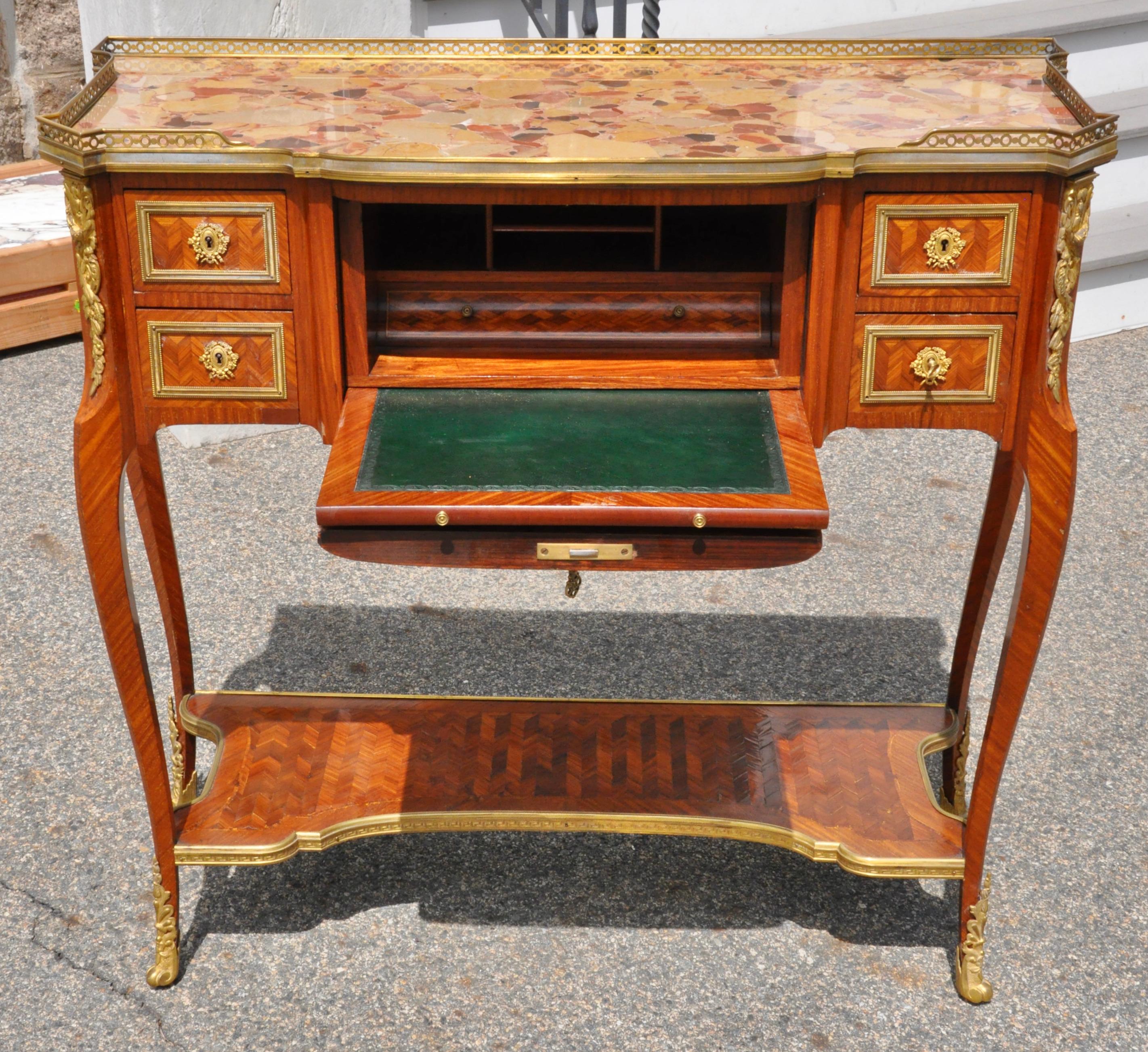 19th Century French Inlaid Kingwood Serving Table For Sale 3