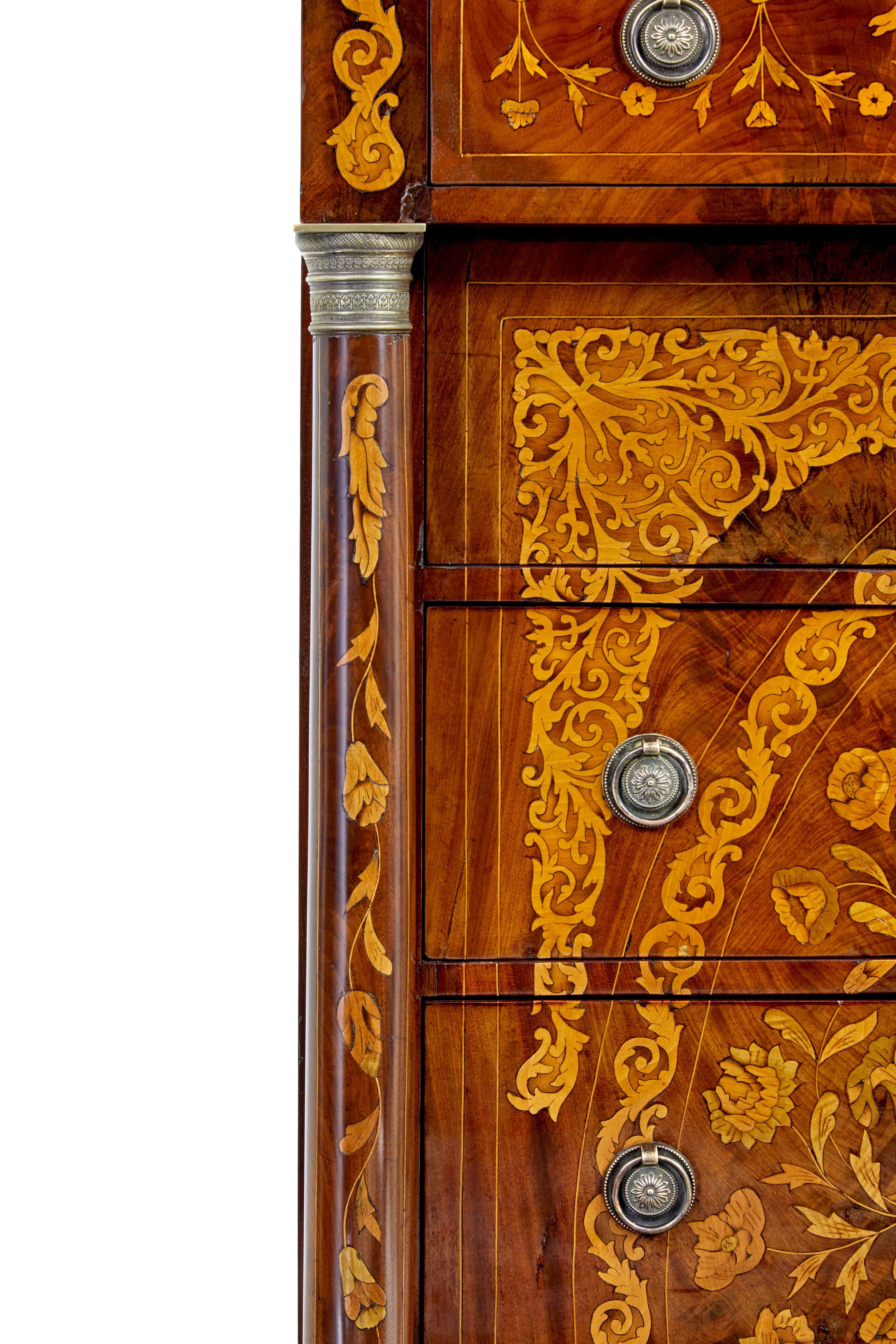 Arcón francés del siglo XIX de 6 cajones con incrustaciones de caoba en venta 3