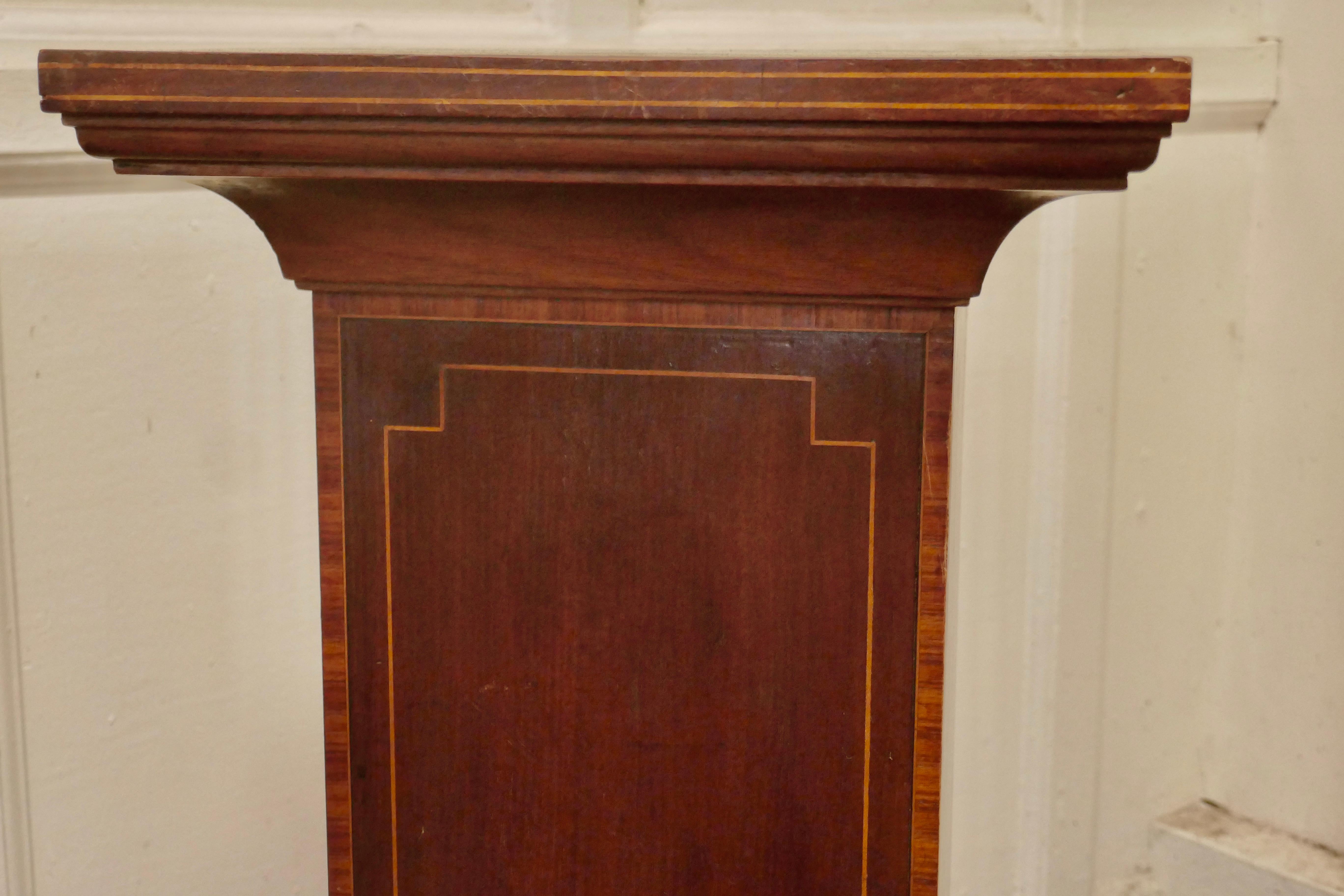 19th Century French Inlaid Mahogany Column Display Pedestal For Sale 1