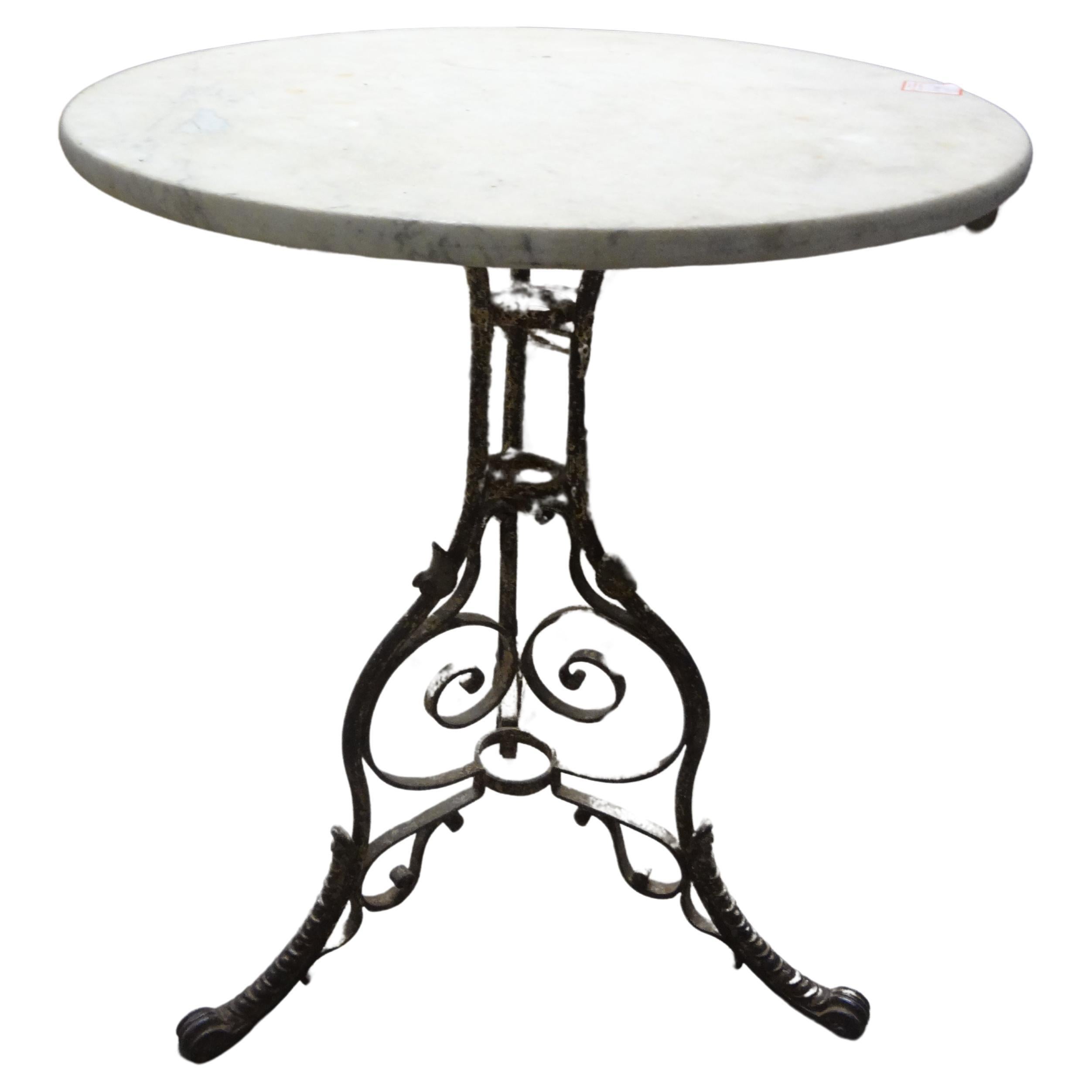 19th Century French Iron And Marble Garden Table For Sale 6