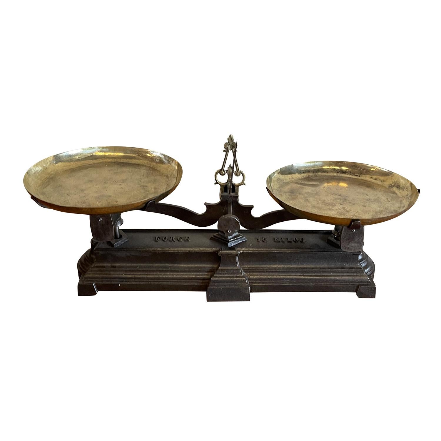 19th Century French Iron Balance - Antique Brass Scale In Good Condition For Sale In West Palm Beach, FL
