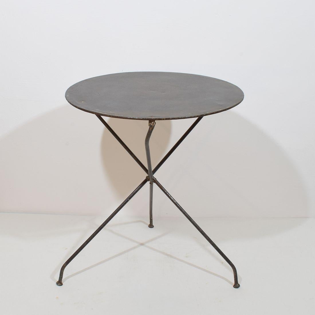 XIXe siècle Table pliante de bistro française du 19ème siècle