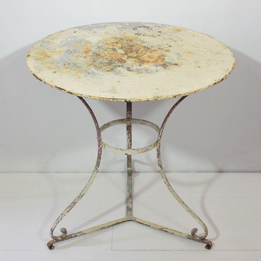19th Century French Iron Bistro Table In Good Condition In Buisson, FR