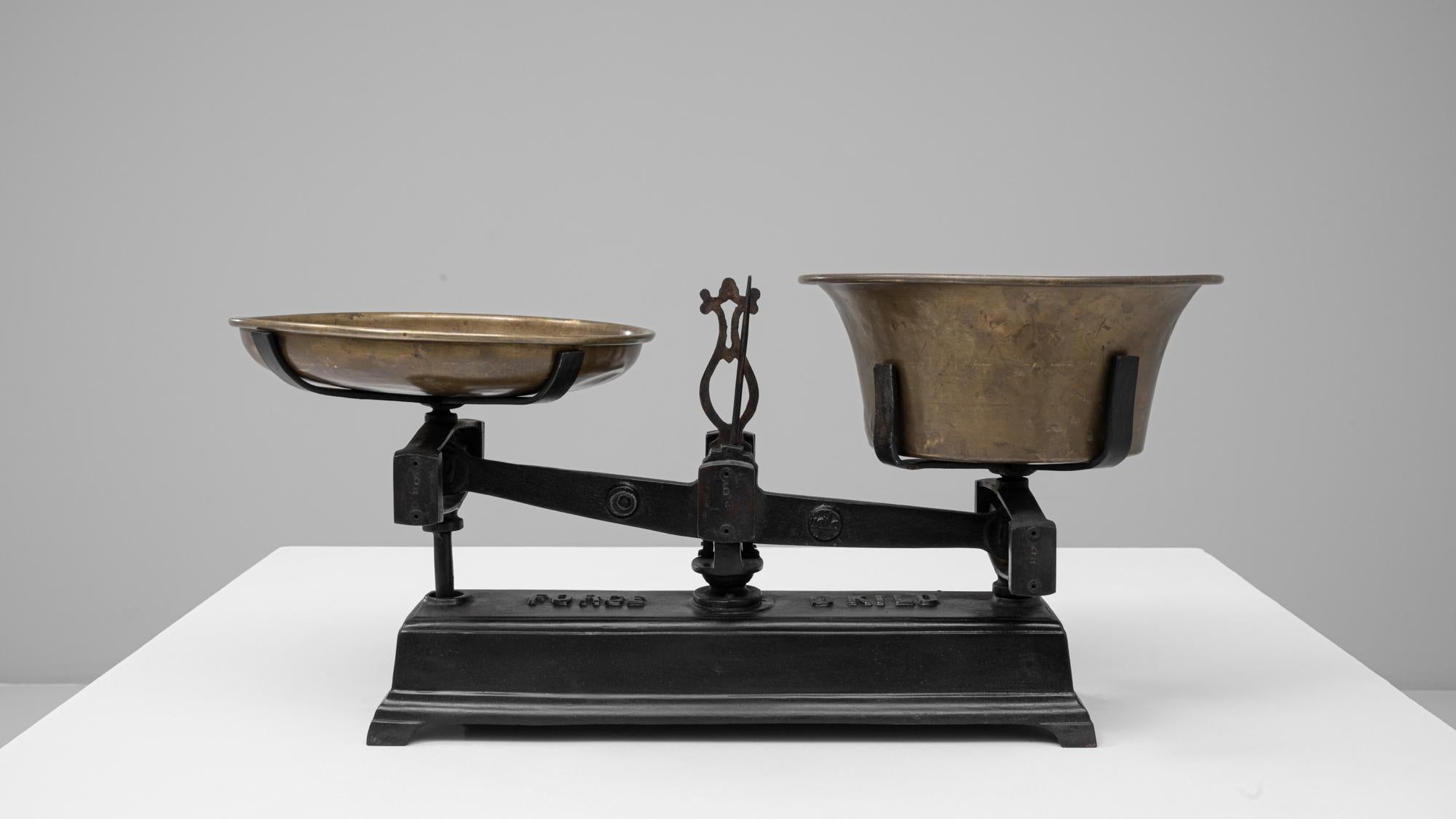 Scala francese in ferro e ottone del XIX secolo in vendita 5