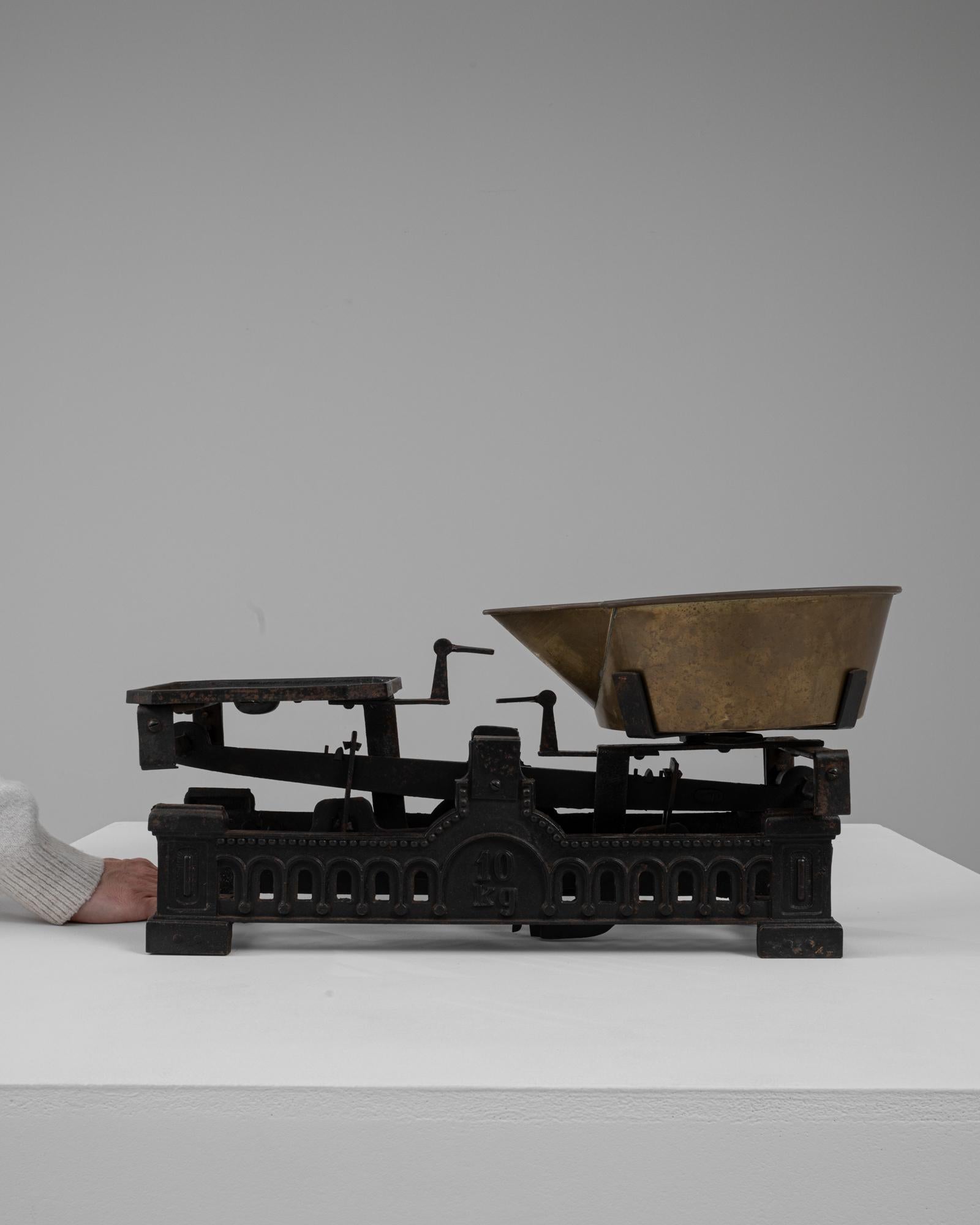 Francese Scala francese in ferro e ottone del XIX secolo in vendita