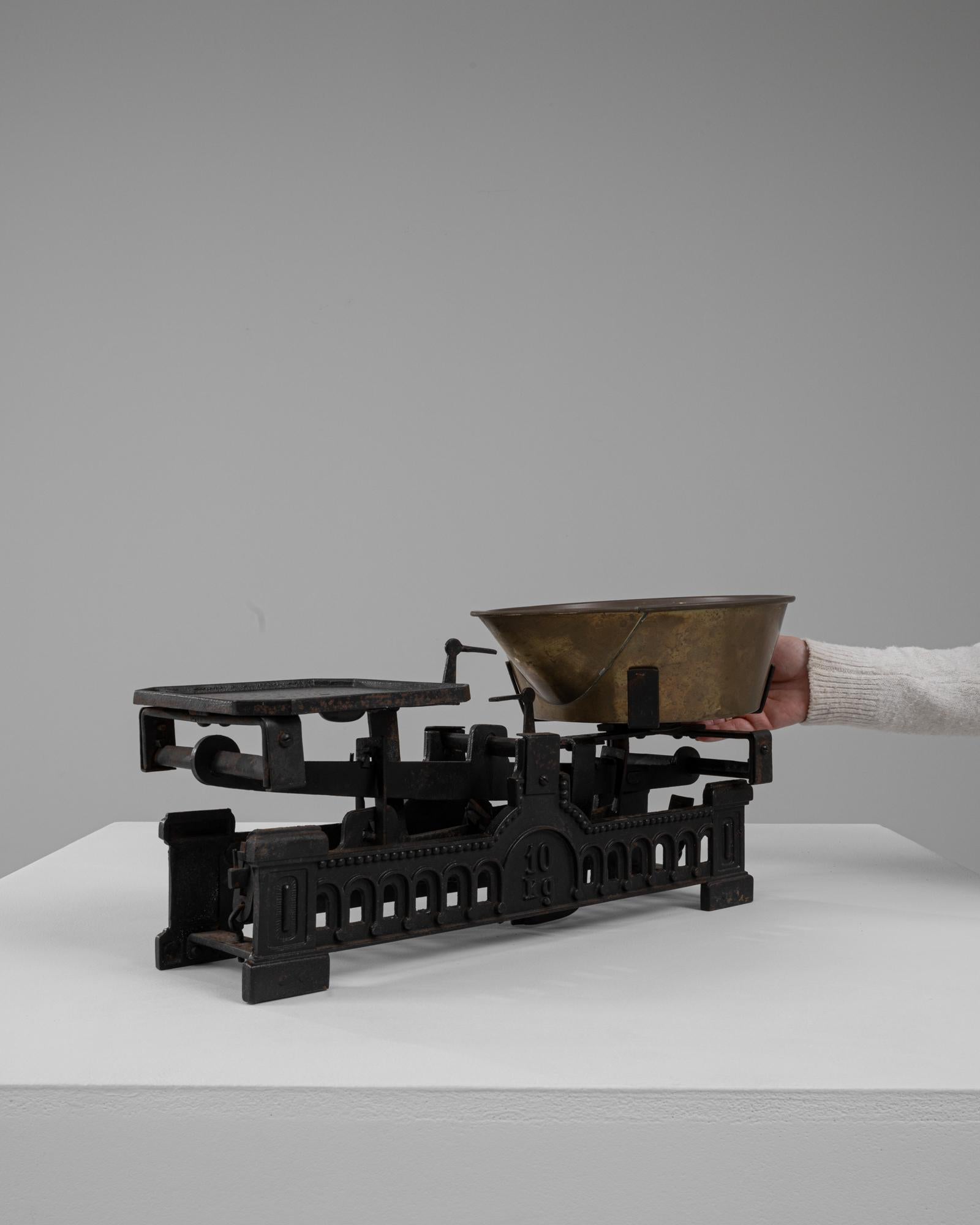 Ottone Scala francese in ferro e ottone del XIX secolo in vendita