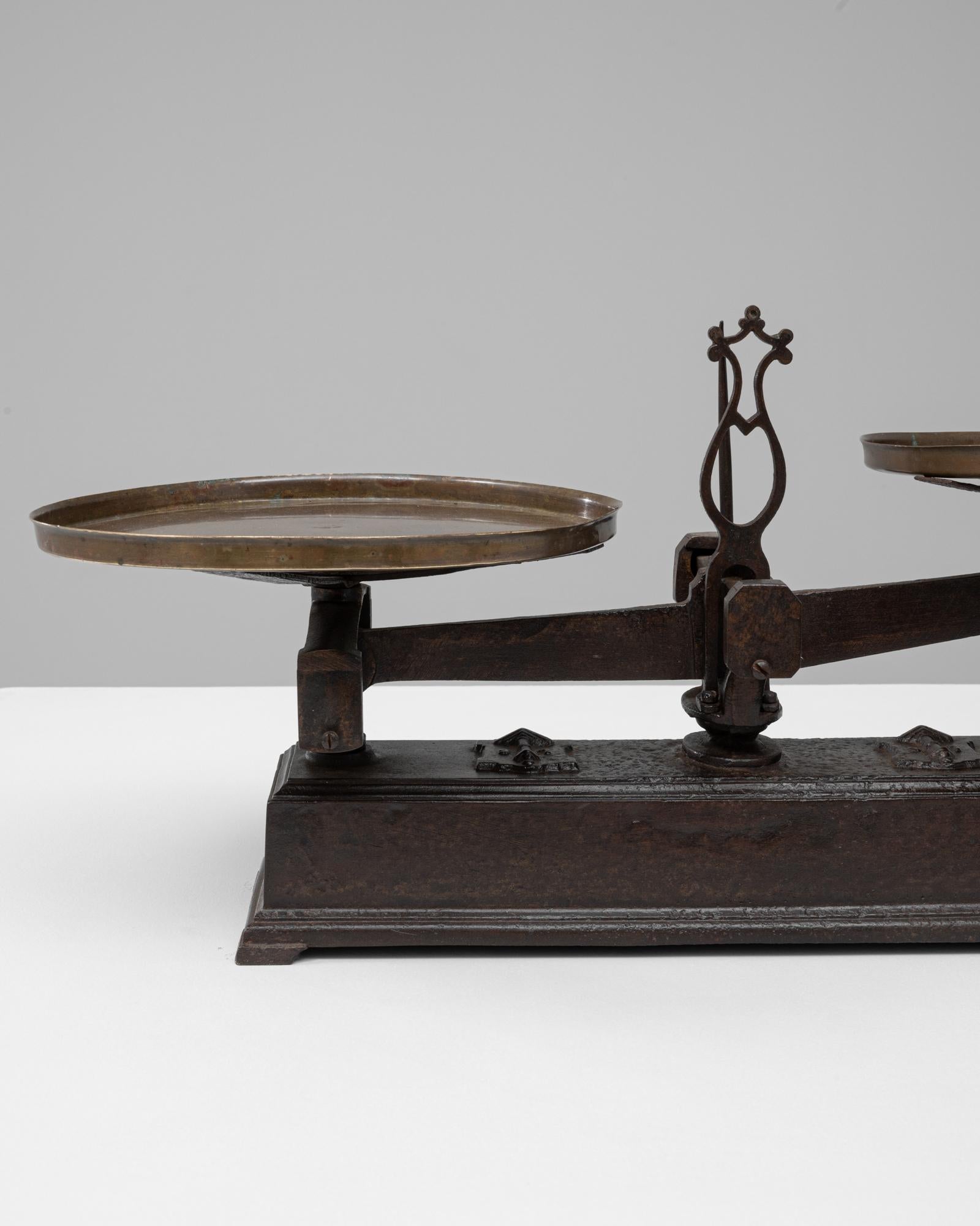 Scala francese in ferro e ottone del XIX secolo in vendita 4