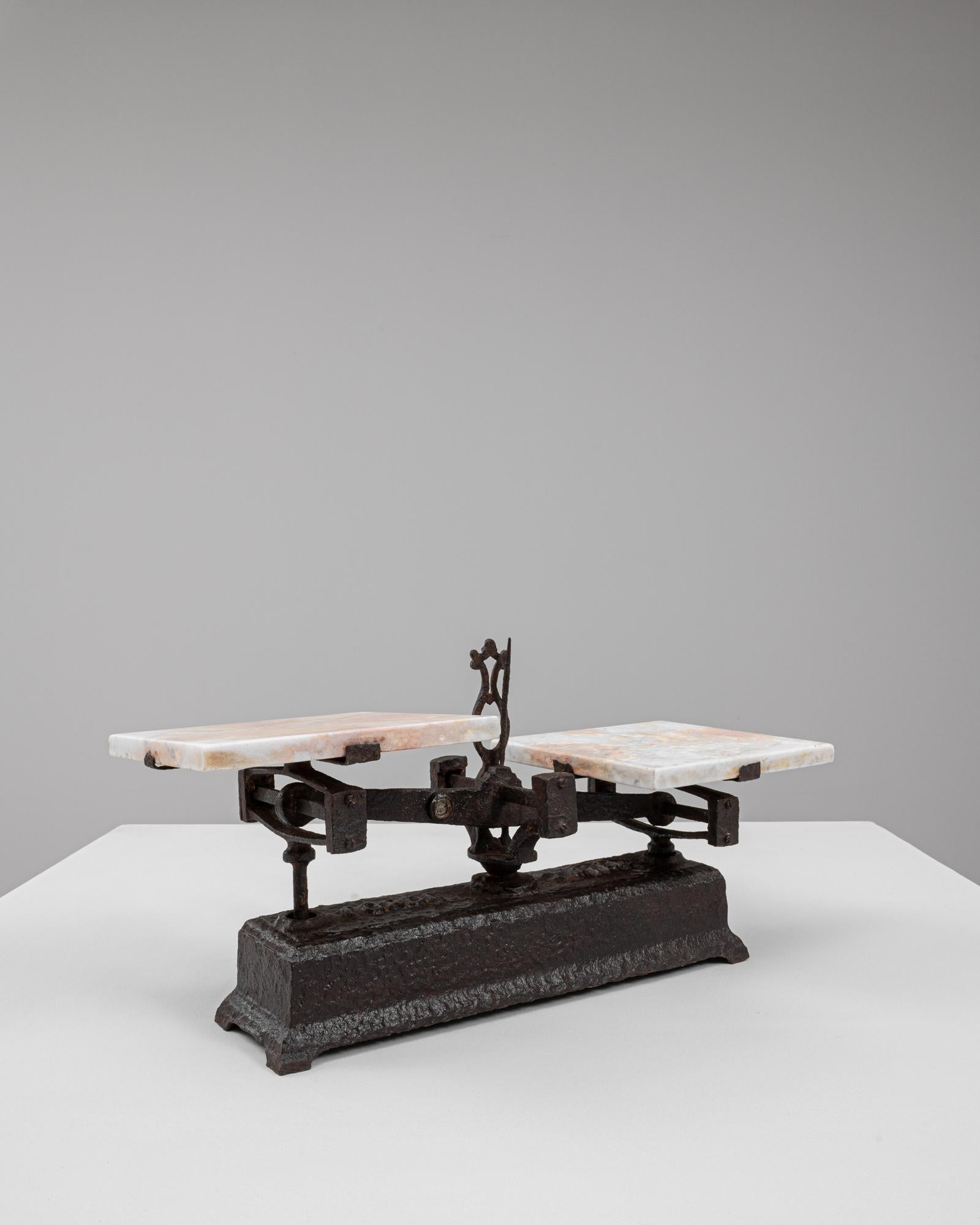 Ferro Scala francese in ferro e marmo del XIX secolo in vendita