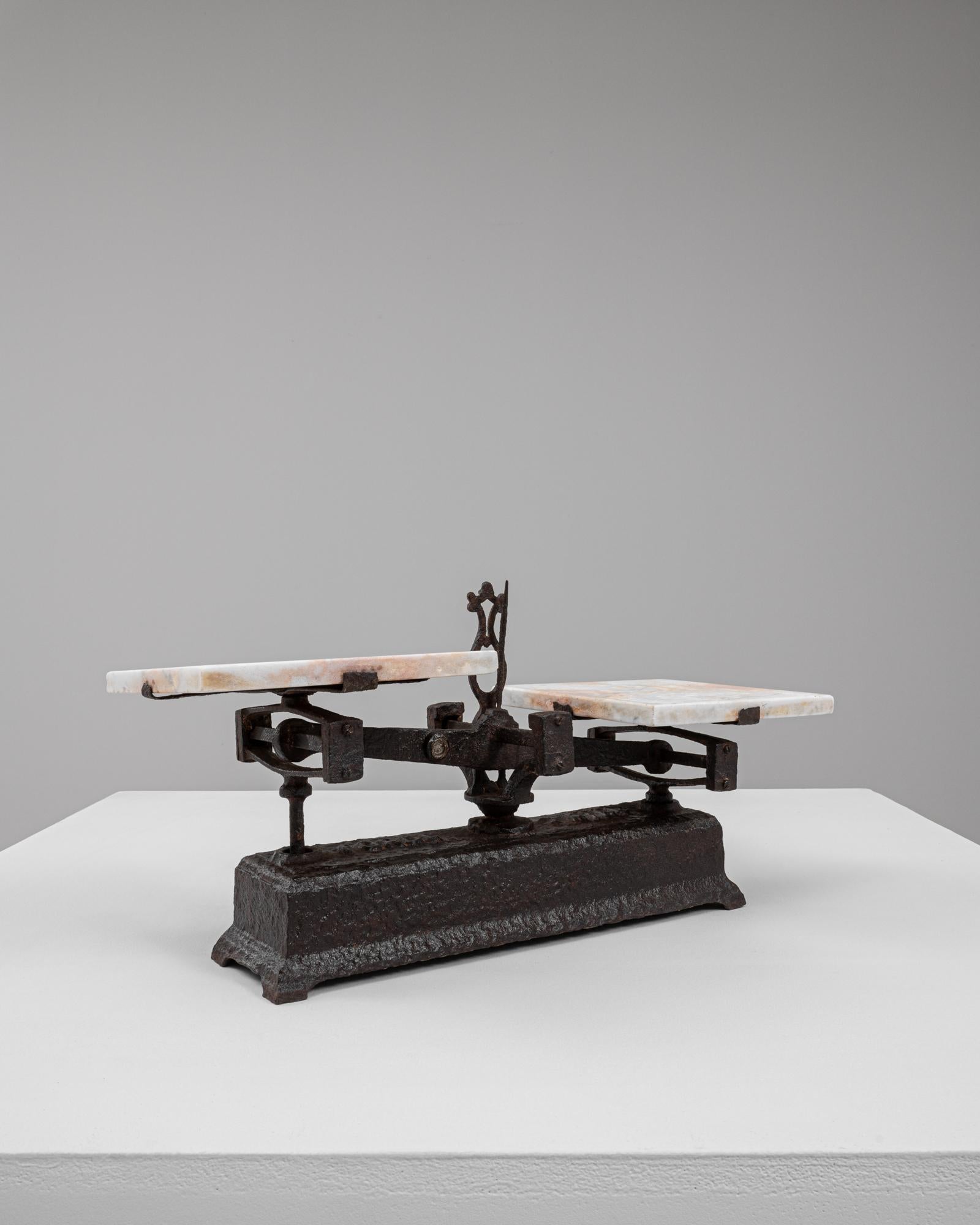 Scala francese in ferro e marmo del XIX secolo in vendita 2