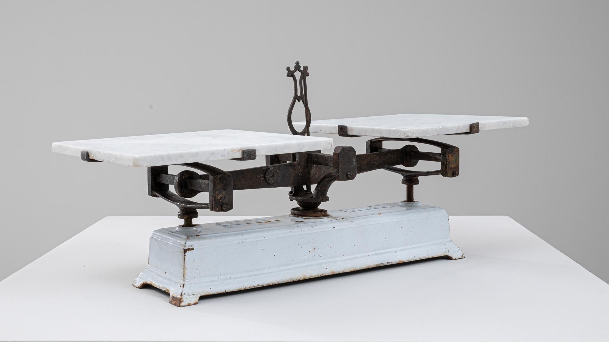 Scala francese in ferro e marmo del XIX secolo in vendita 2