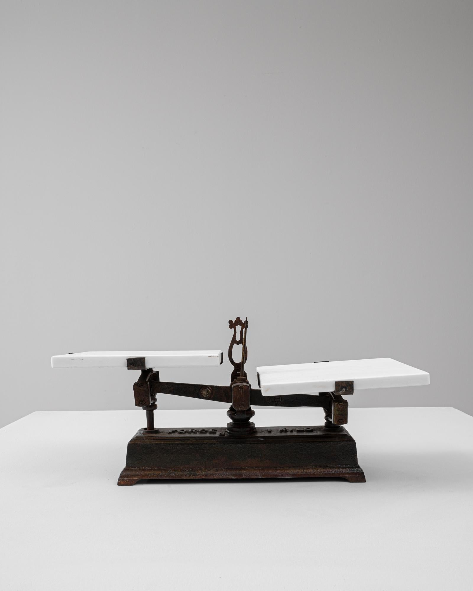 Scala francese in ferro e marmo del XIX secolo in vendita 4