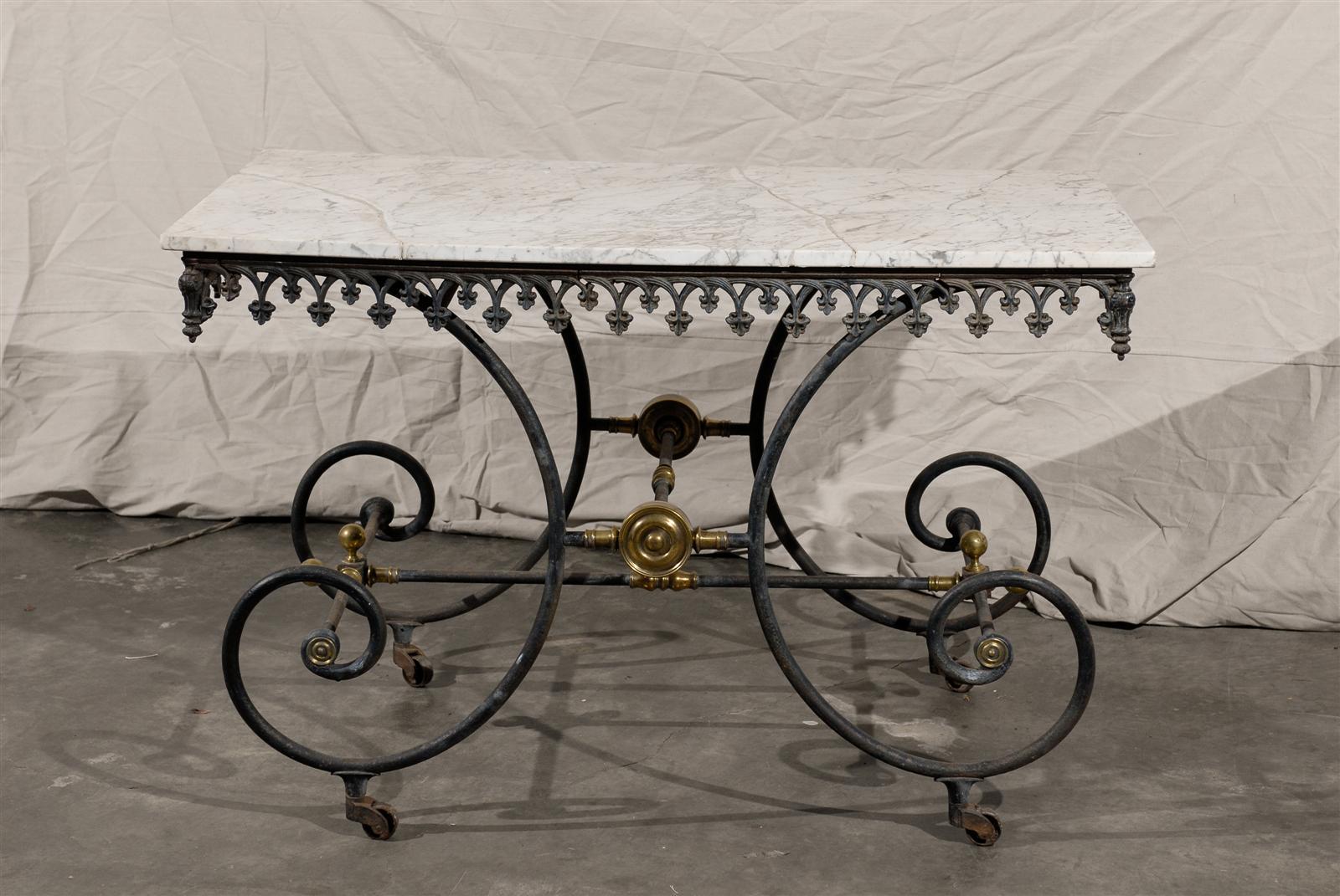 19th Century French Iron and Marble-Top Pastry Table with Gilt Accents In Good Condition For Sale In Atlanta, GA