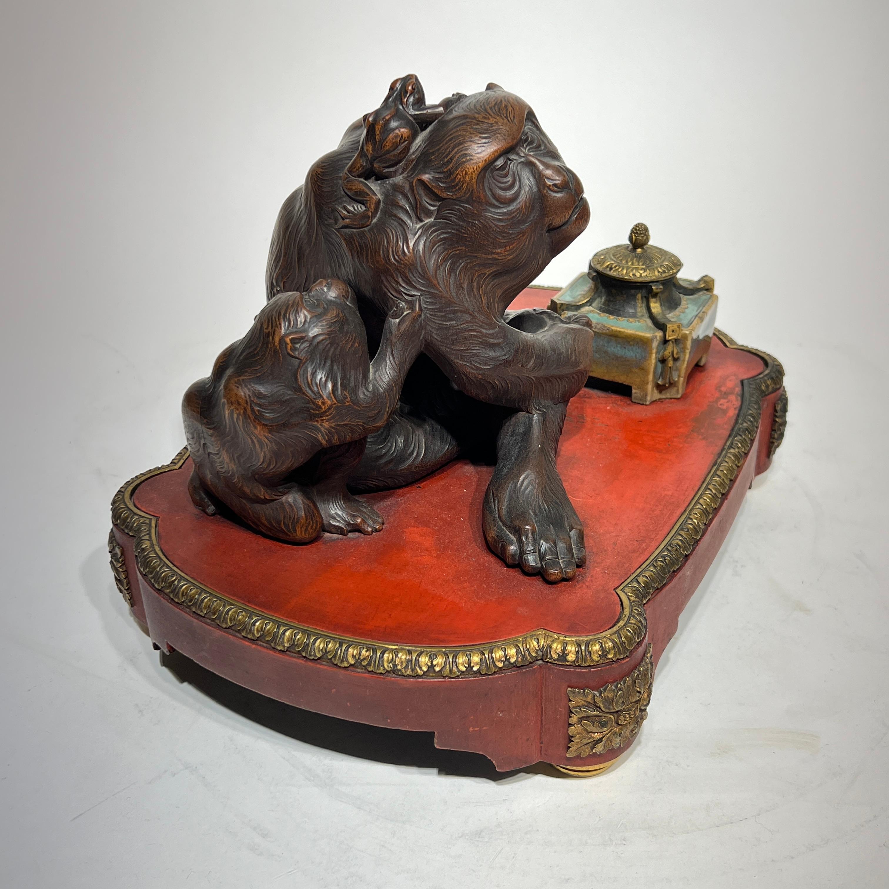 19th Century French /Japanese Inkwell with Okimono Bronze Monkey In Good Condition In New York, NY