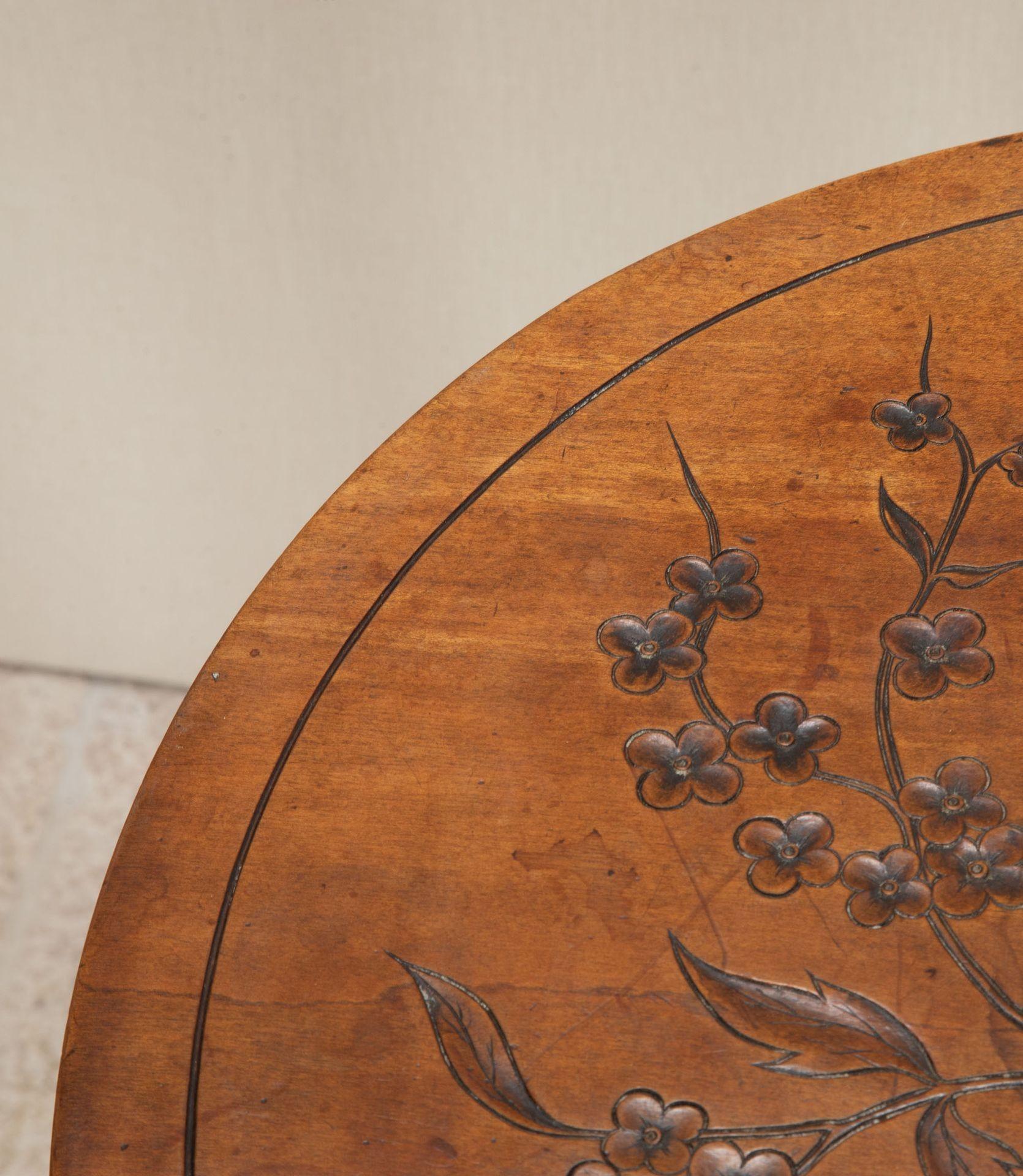 Table d'appoint de style japonais français du XIXe siècle par Gabriel Viardot en vente 1