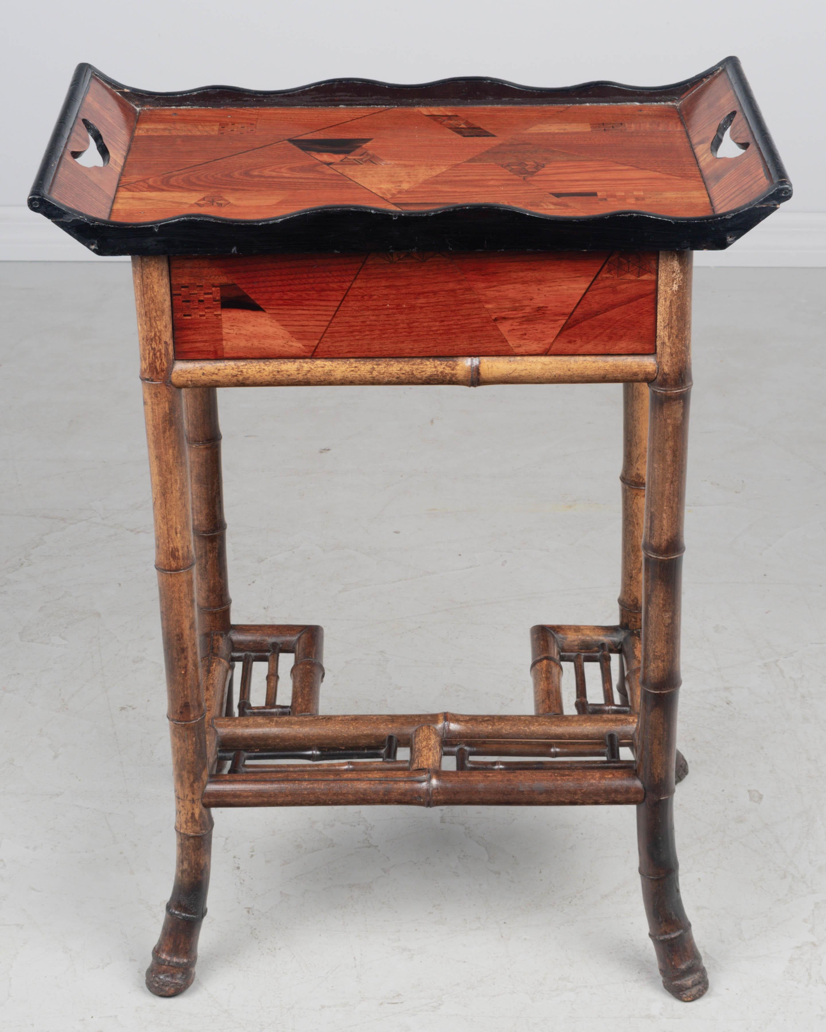 XIXe siècle Table d'appoint japonaise du 19ème siècle en bambou en vente
