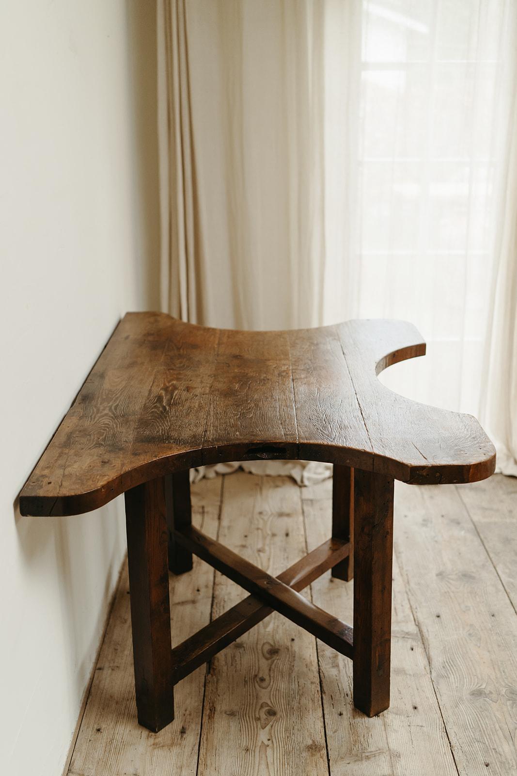 Table de bijoutier français du 19e siècle ... en vente 4