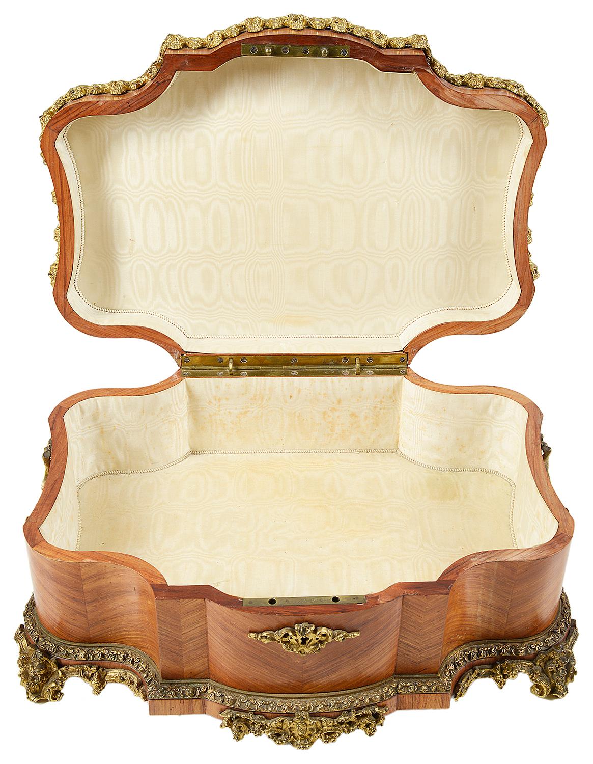 Porcelain 19th Century French Jewelry Box