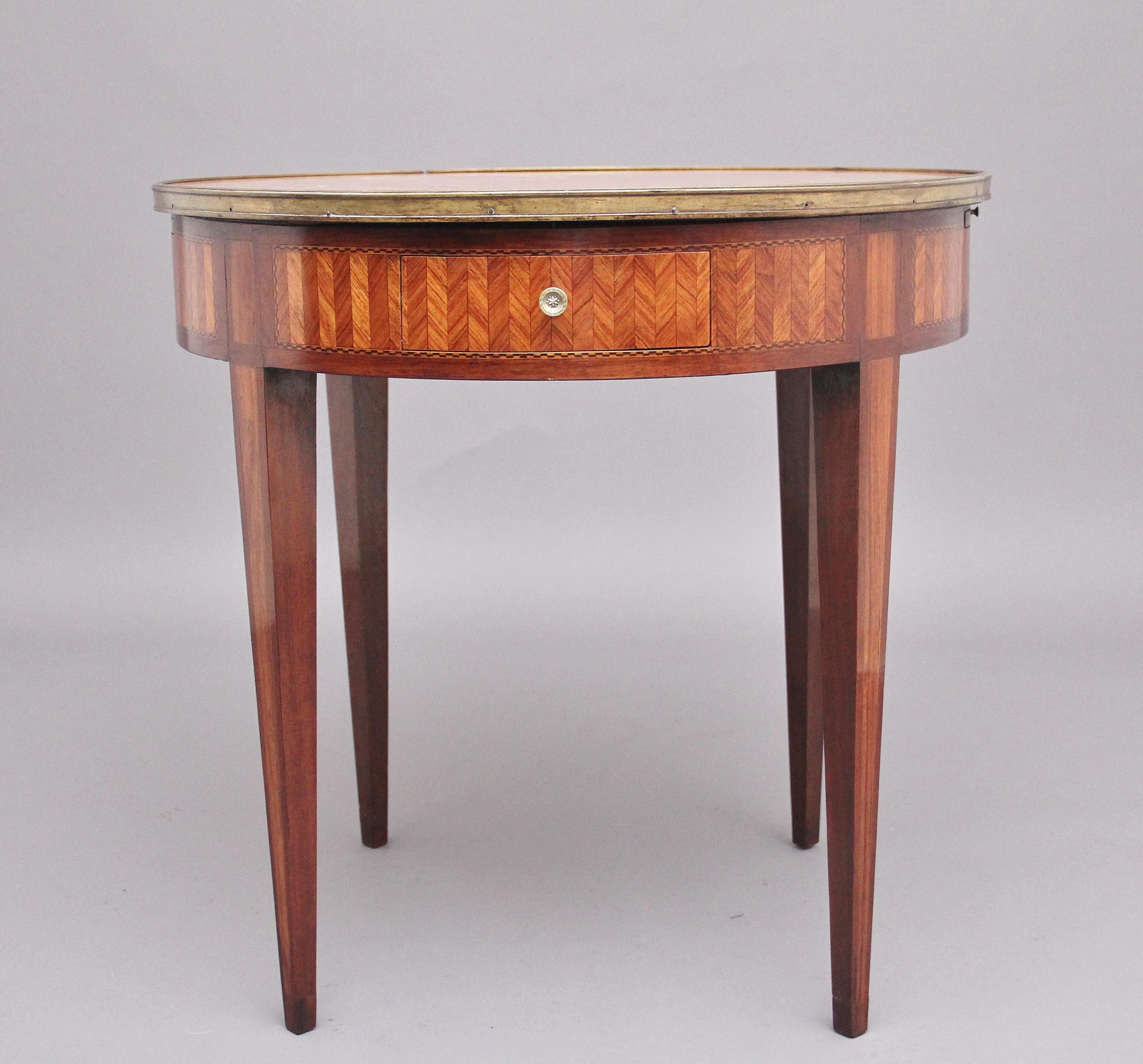 19th Century French Kingwood and Marble Top Centre Table For Sale 4