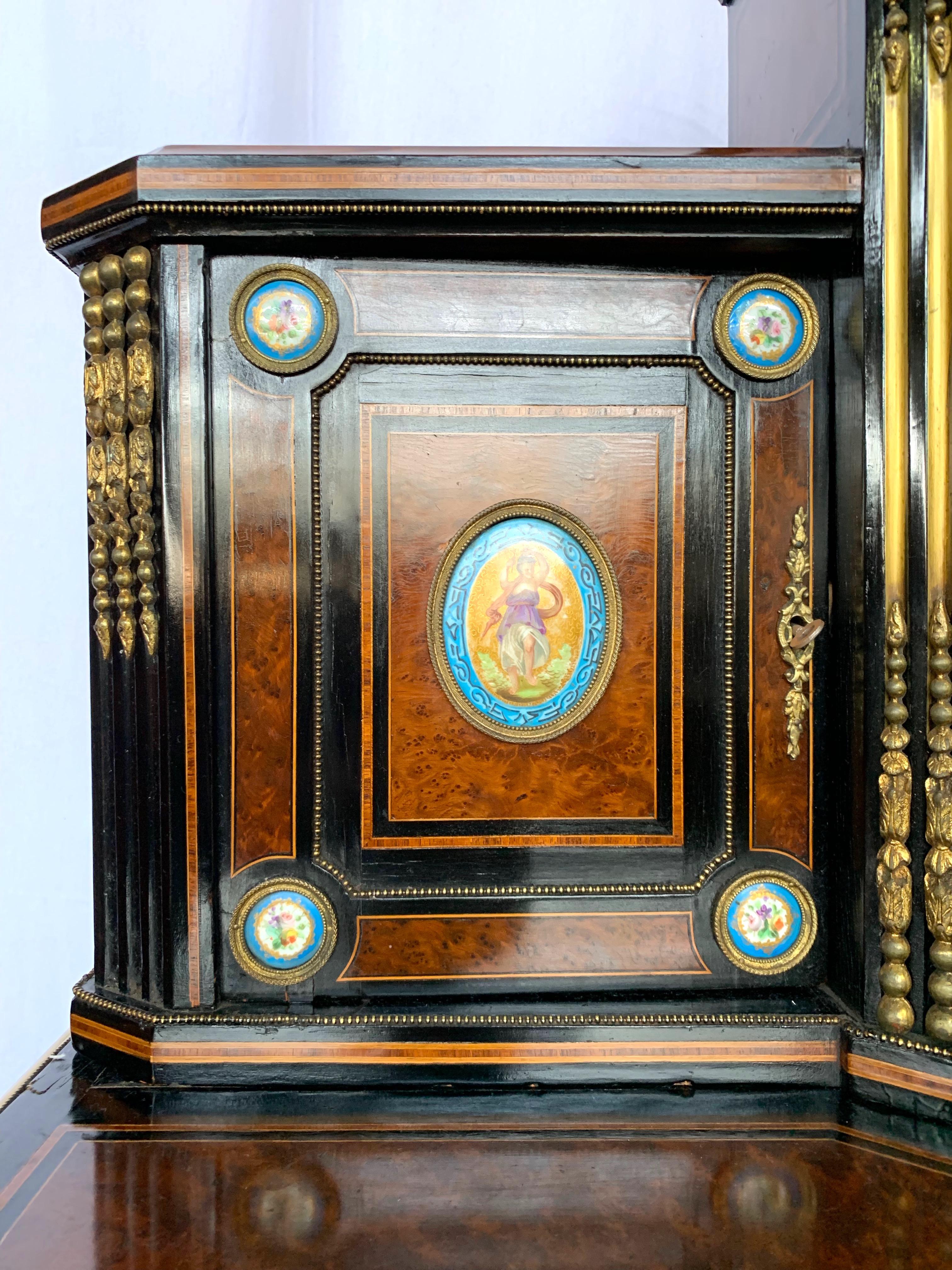 19th Century French Kingwood and Porcelain Mirrored Cabinet on Stand In Good Condition For Sale In London, GB