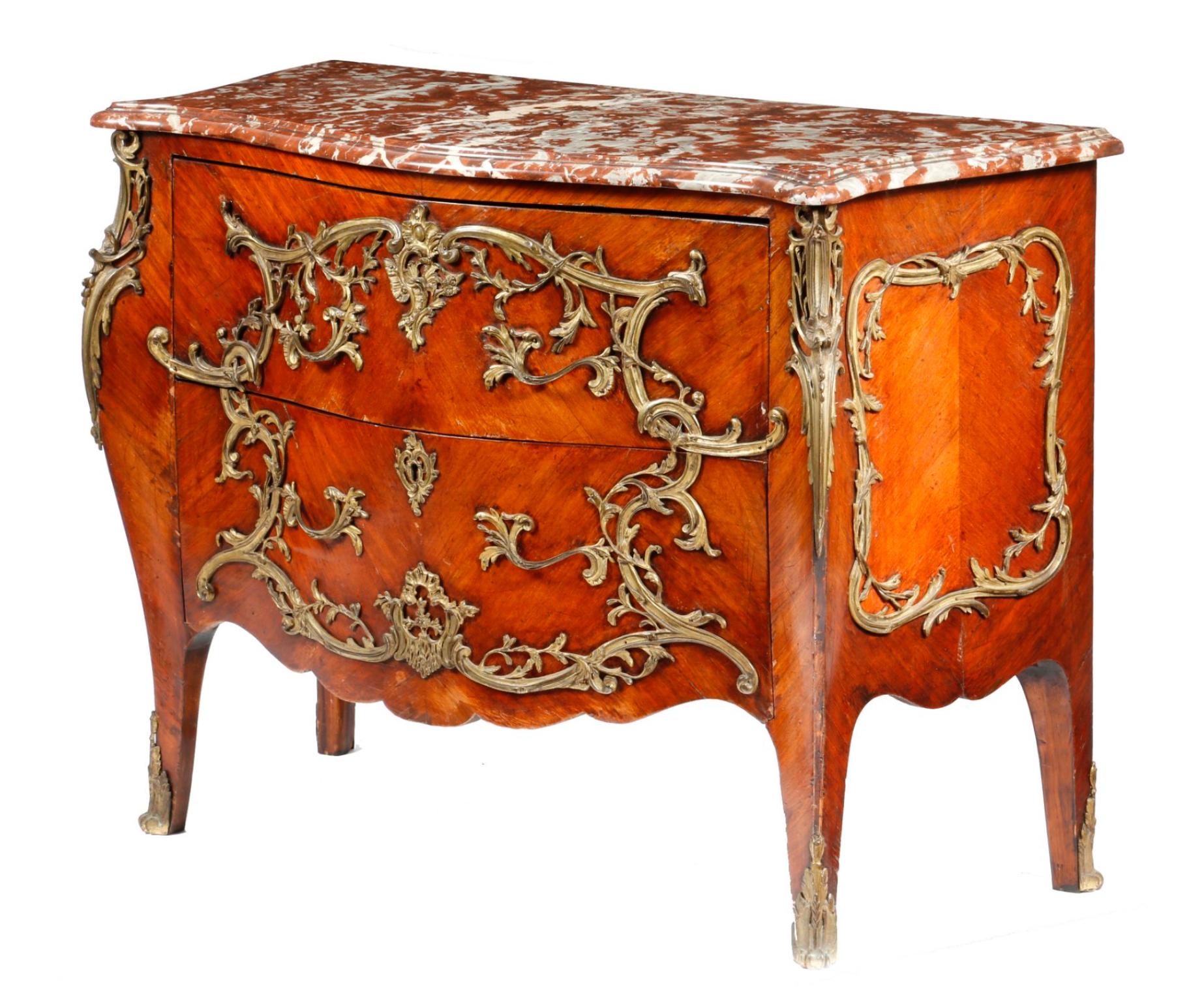 Cómoda francesa del siglo XIX con tapa de mármol en estilo Luis XV en Bueno estado para la venta en Sofia, BG