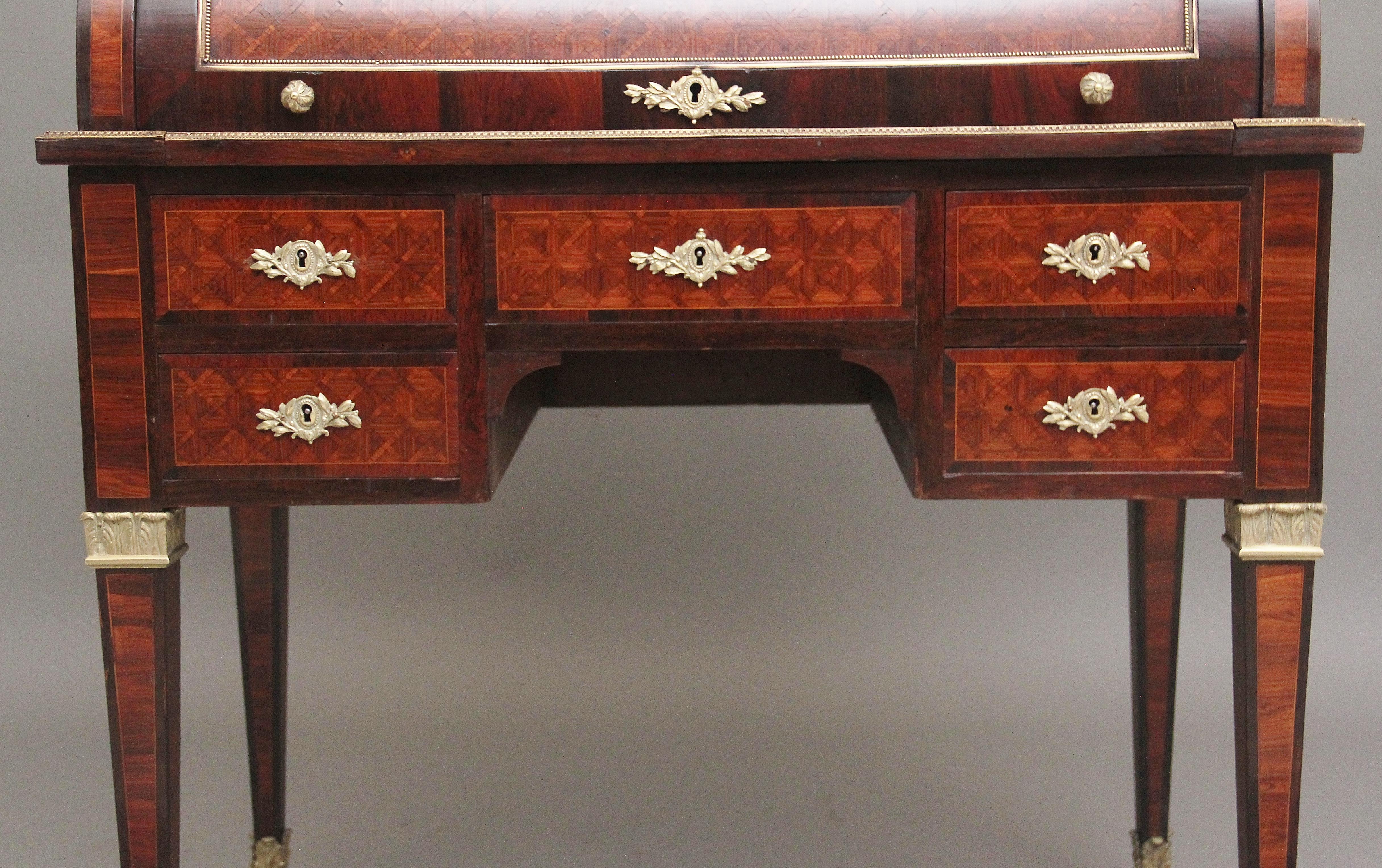 19th Century French Kingwood cylinder desk For Sale 8
