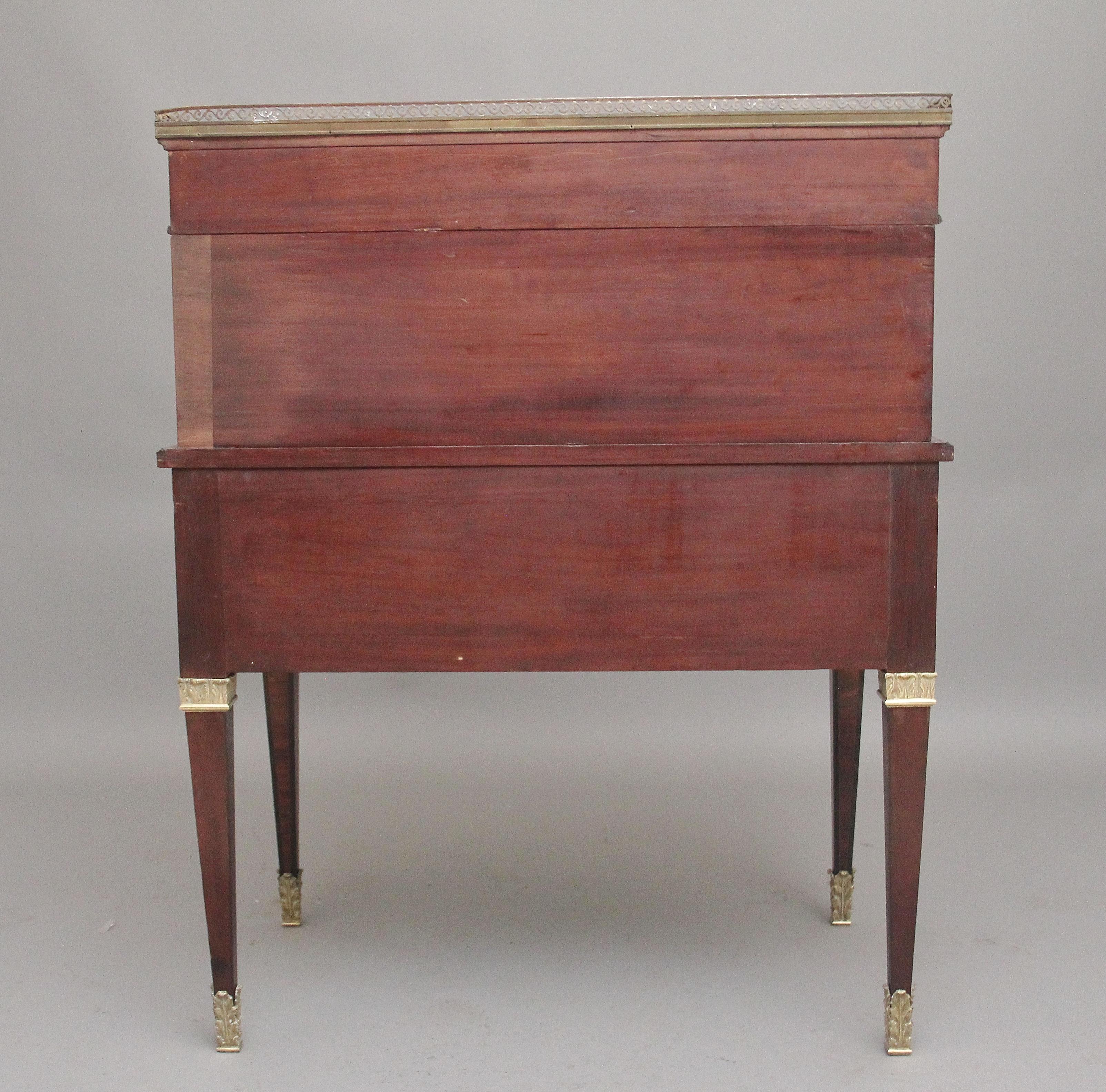 19th Century French Kingwood cylinder desk For Sale 15