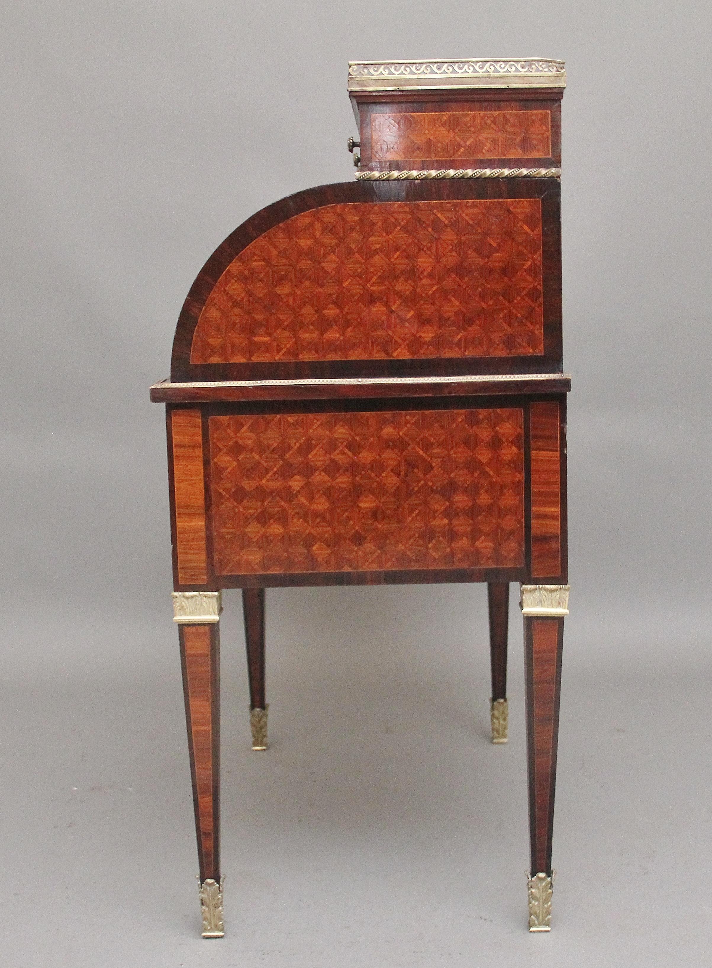 19th Century French Kingwood cylinder desk For Sale 16