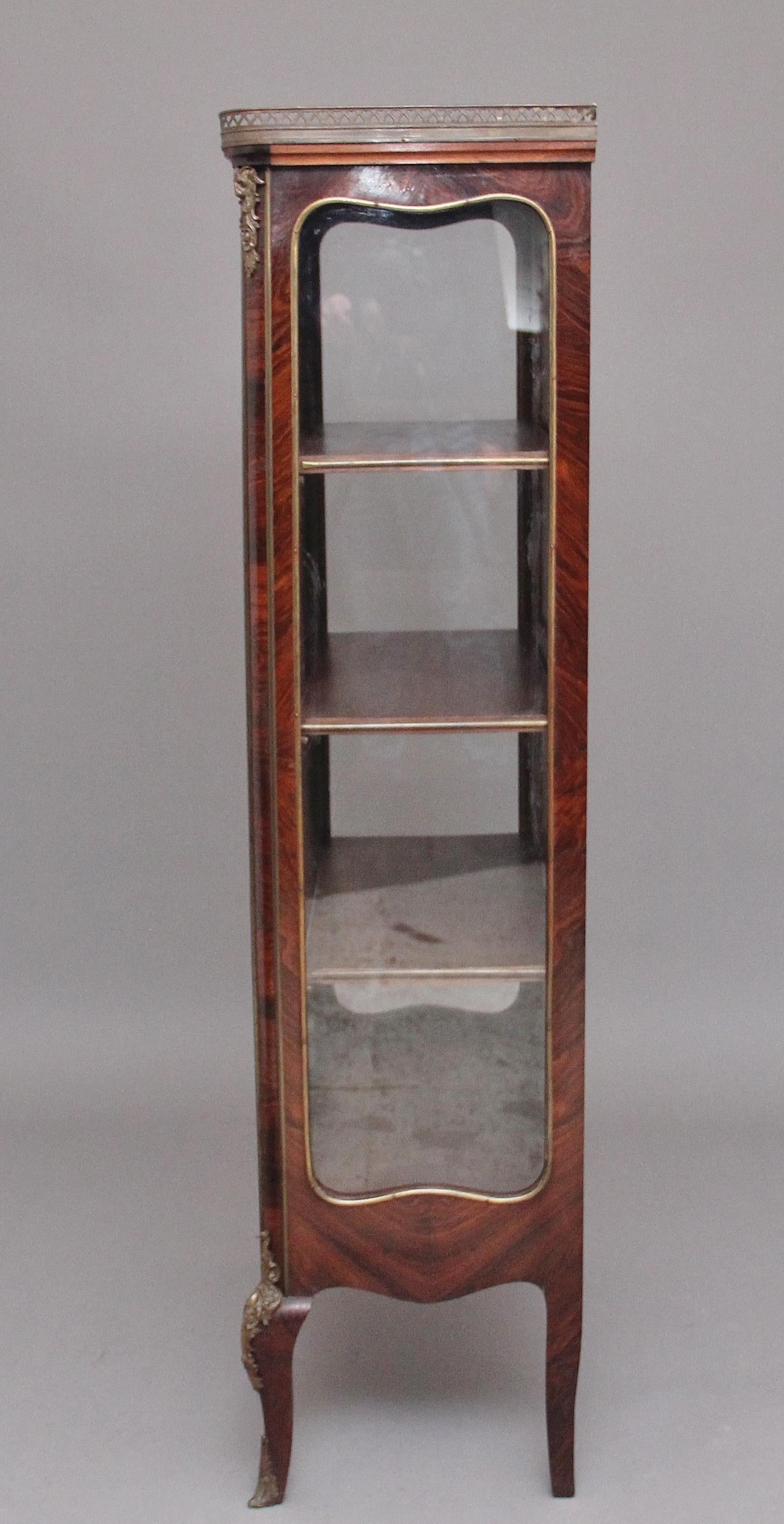 19th Century French Kingwood Display Cabinet For Sale 2