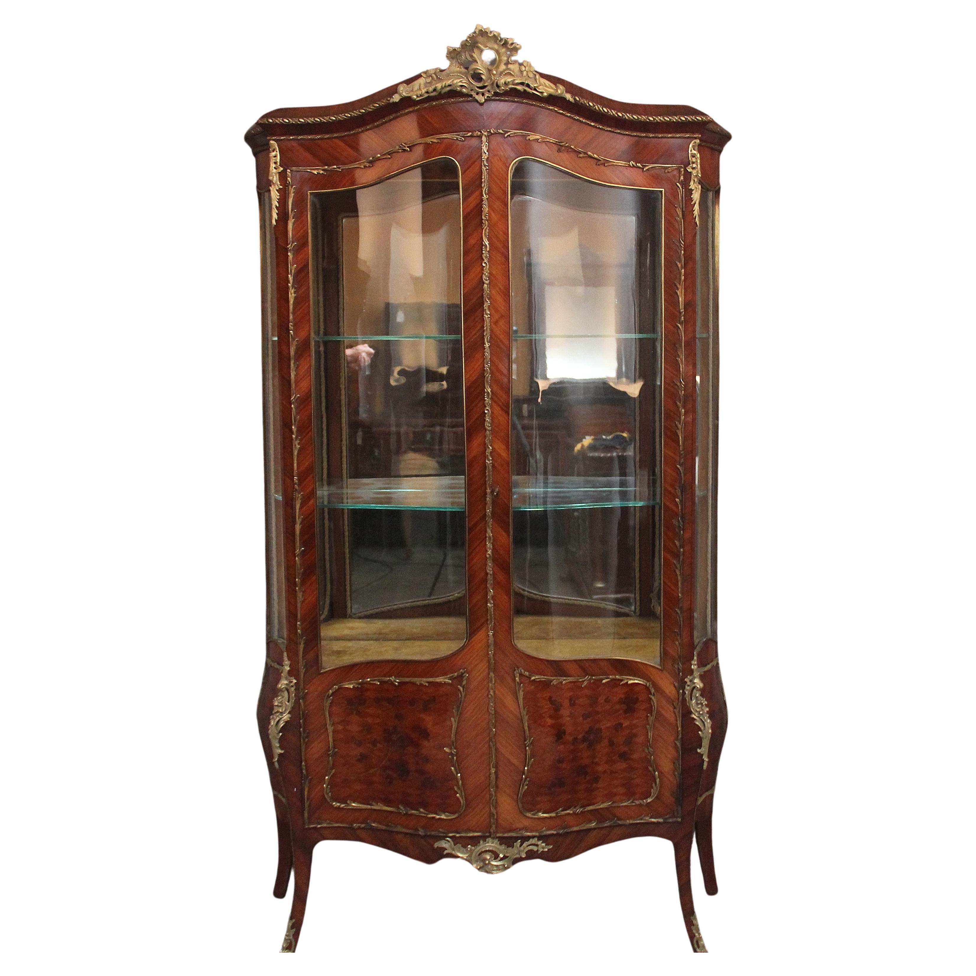 19th Century French Kingwood display cabinet For Sale