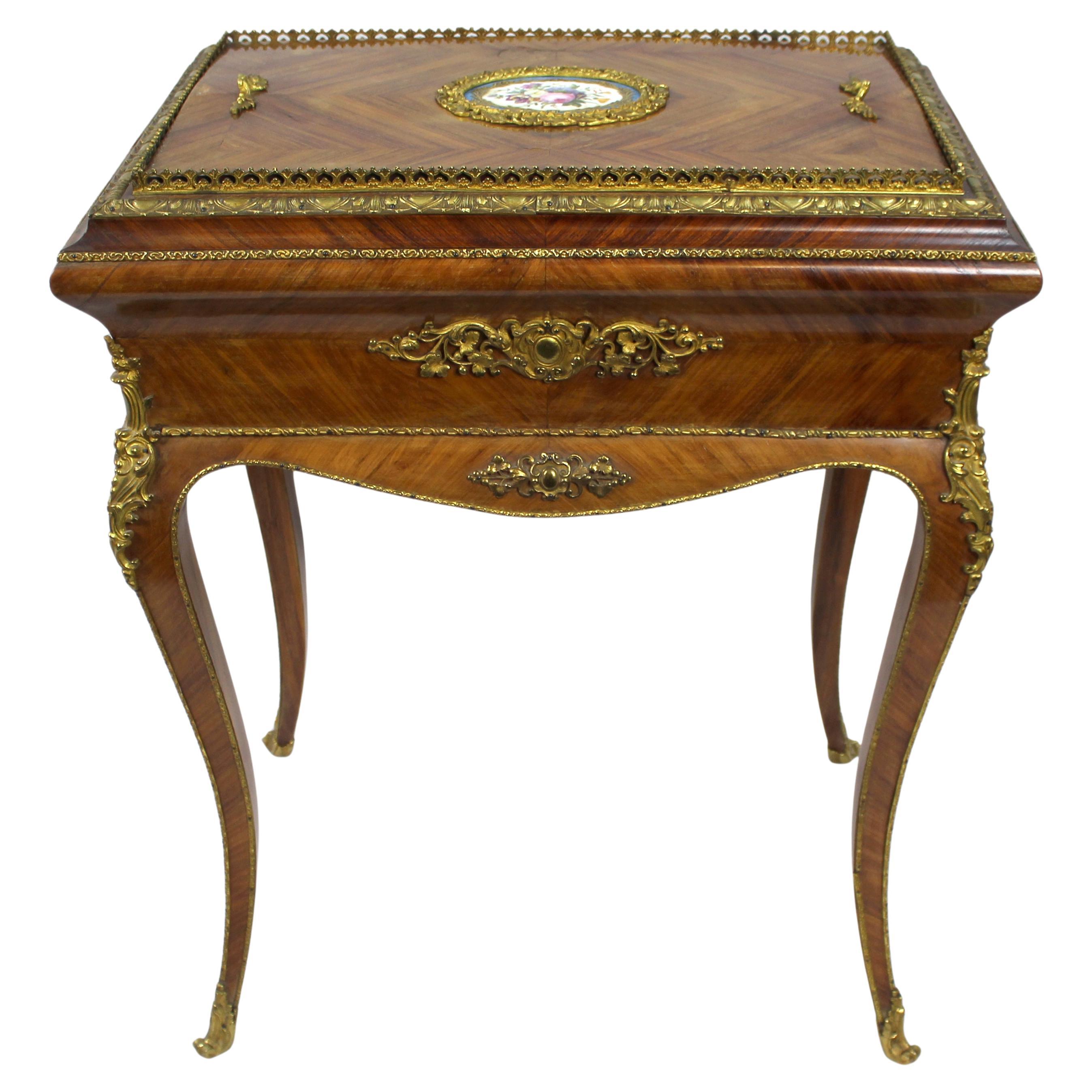 Französische Kingwood-Jardinière aus dem 19. Jahrhundert mit Plakette im Stil von Sèvres