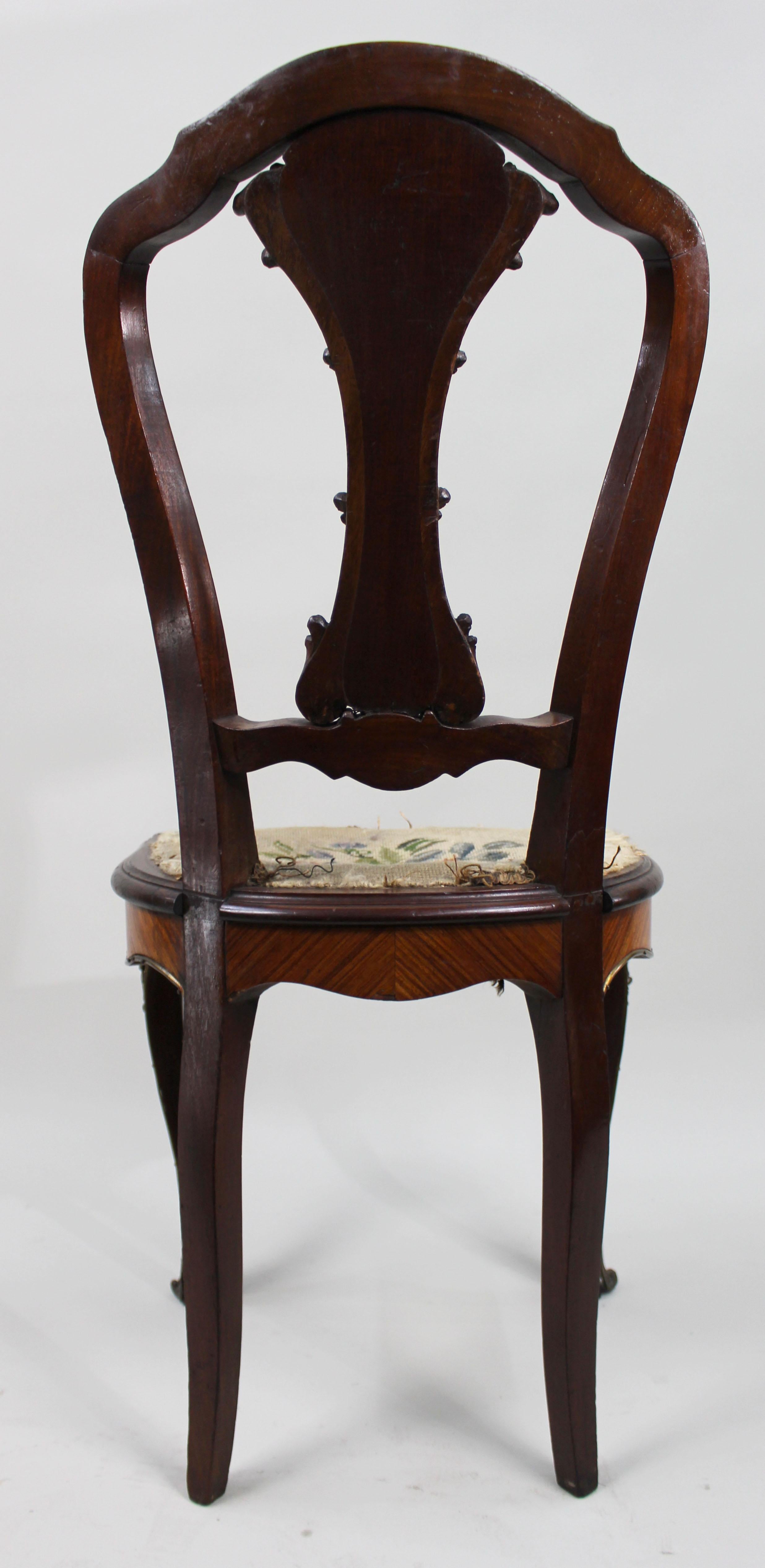 Chaise d'appoint en marqueterie de bois de roi du 19e siècle avec montures en bronze doré en vente 3