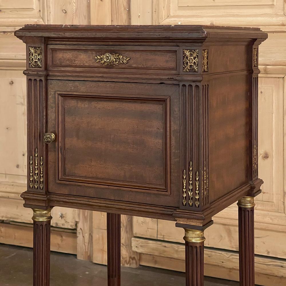 19th Century French Krieger Louis XVI Mahogany Nightstand For Sale 6