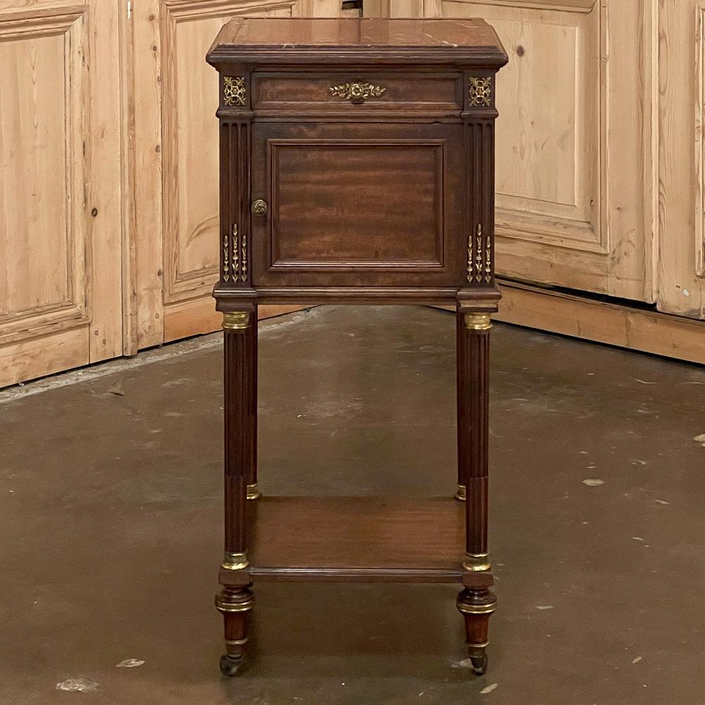 19th Century French Krieger Louis XVI Mahogany Nightstand For Sale 13