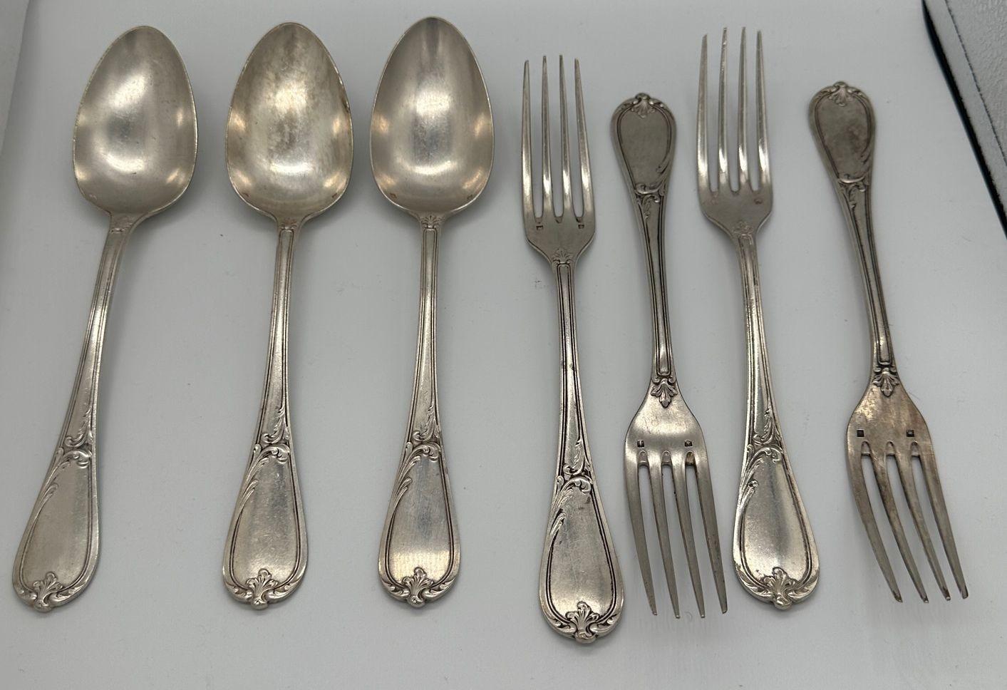 19. Jahrhundert Französisch L'Alfénide Christofle Halphen Sterling Silberwaren und Ladel (Repoussé) im Angebot