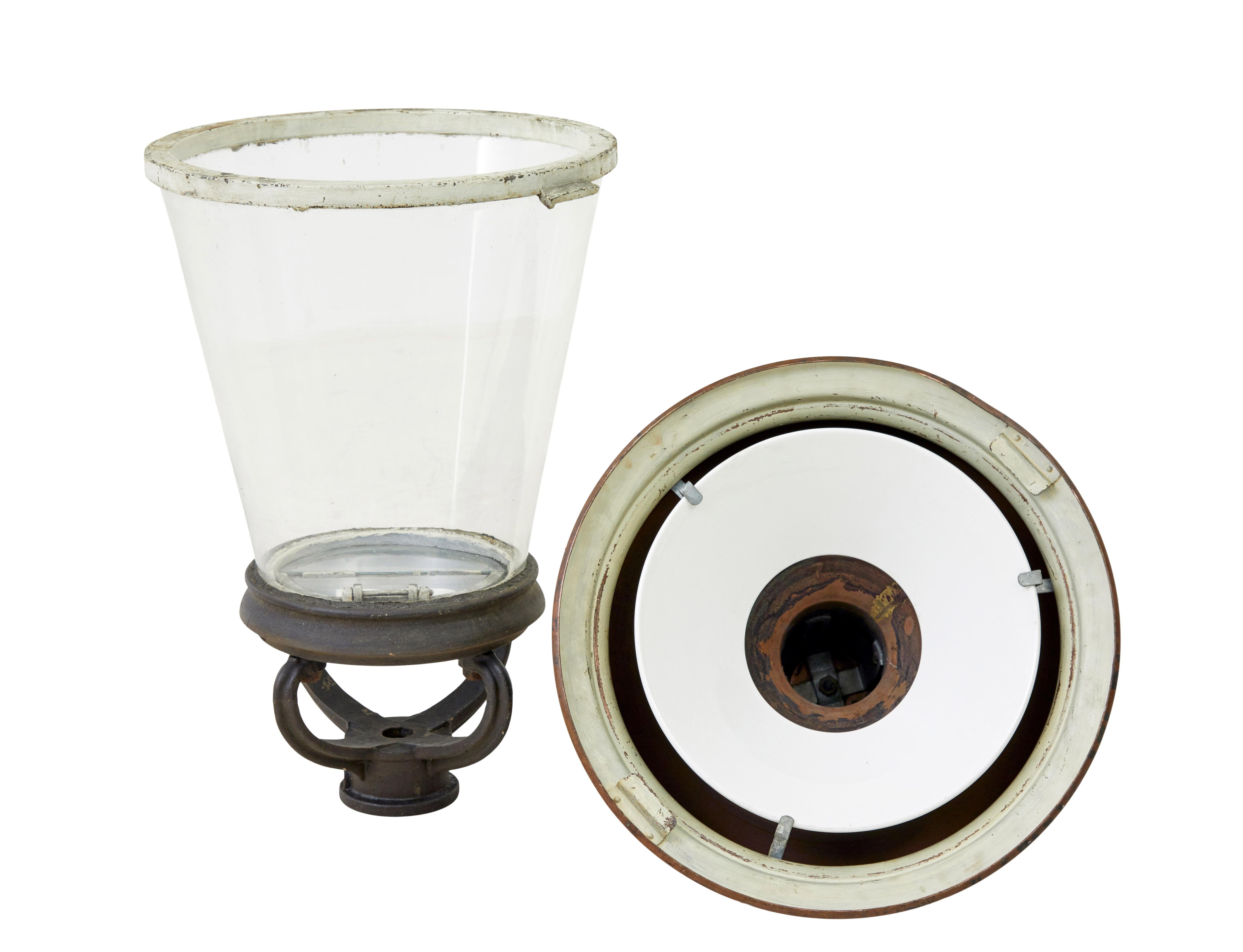 Victorien Grande lanterne française en cuivre et verre du 19e siècle en vente