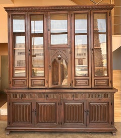 Französisches großes Bücherregal oder Kirchenschrank aus der Empire-Periode des 19. Jahrhunderts