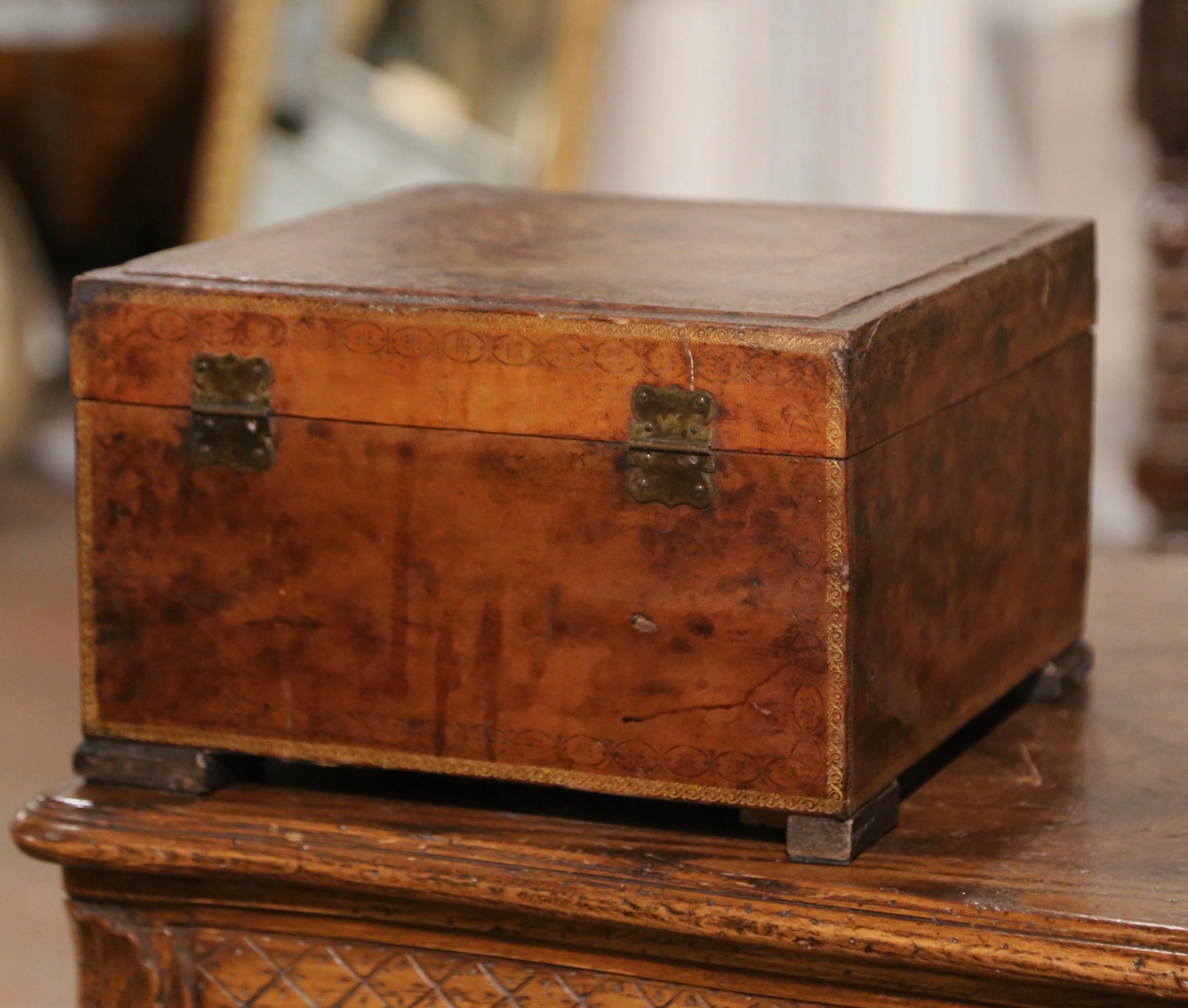 19th Century French Leather Bound Books Decorative Box with Hidden Drawer For Sale 10