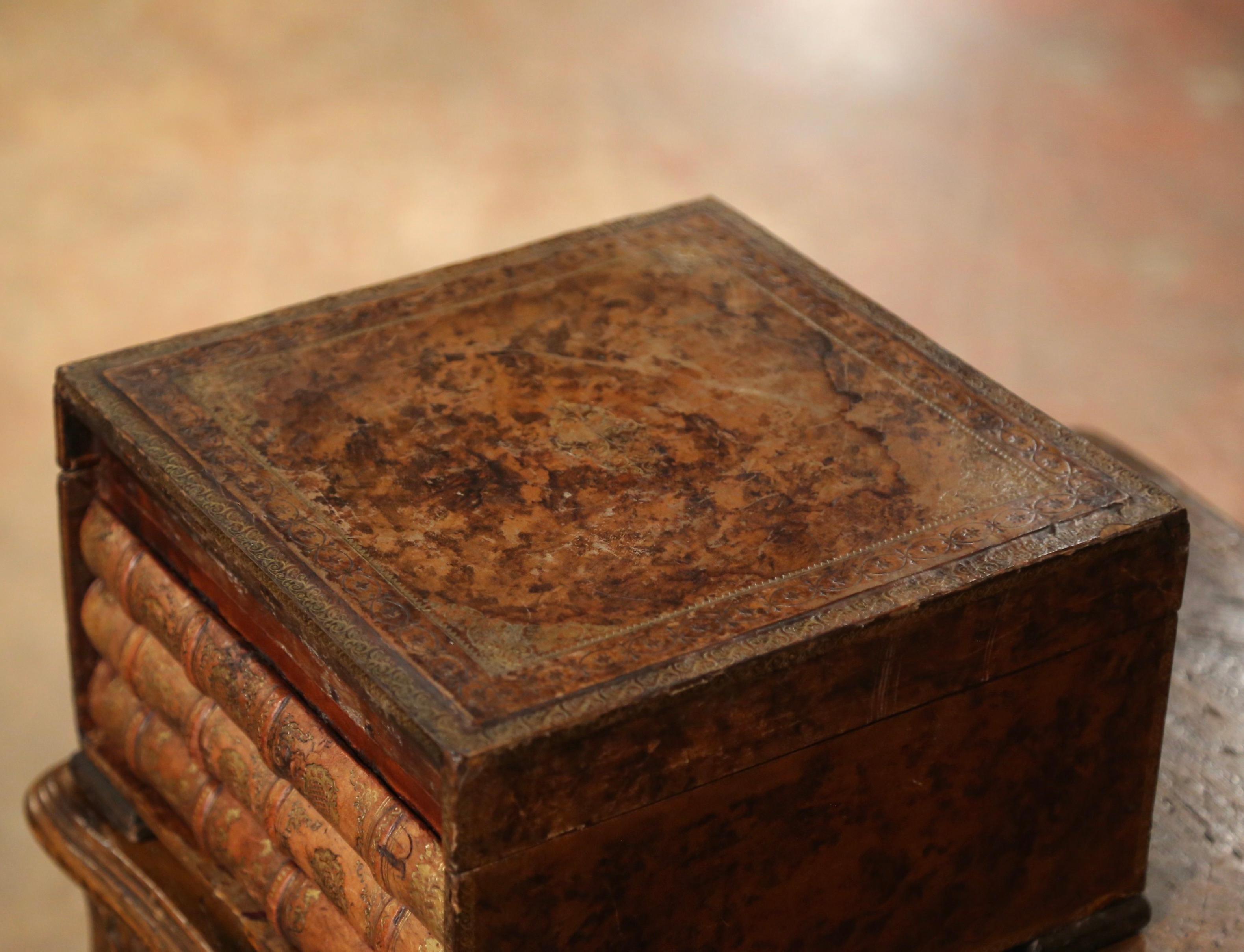 19th Century French Leather Bound Books Decorative Box with Hidden Drawer In Excellent Condition For Sale In Dallas, TX