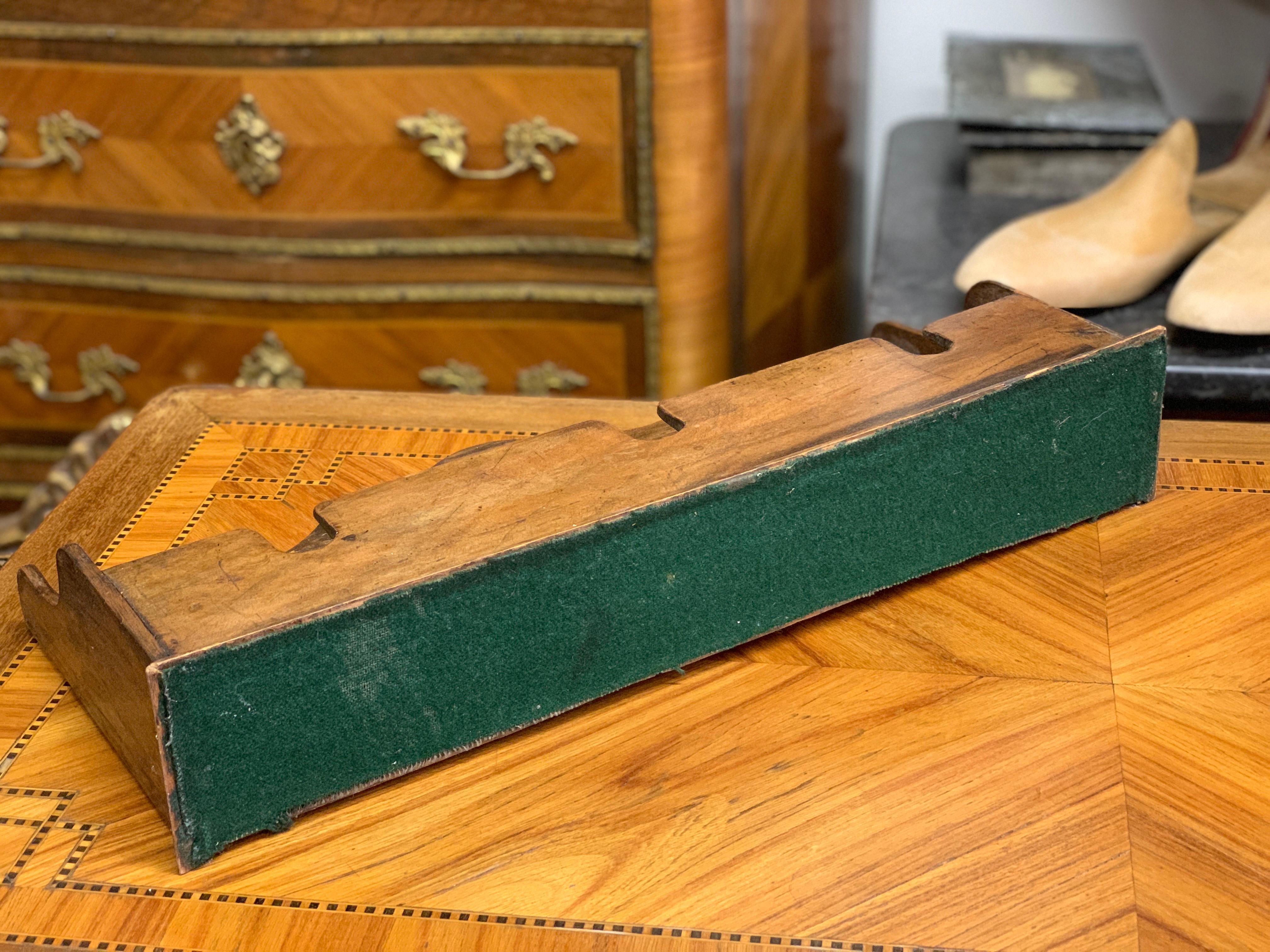 19th Century French Letter Holder in Palisander with Frieze Inlay For Sale 1