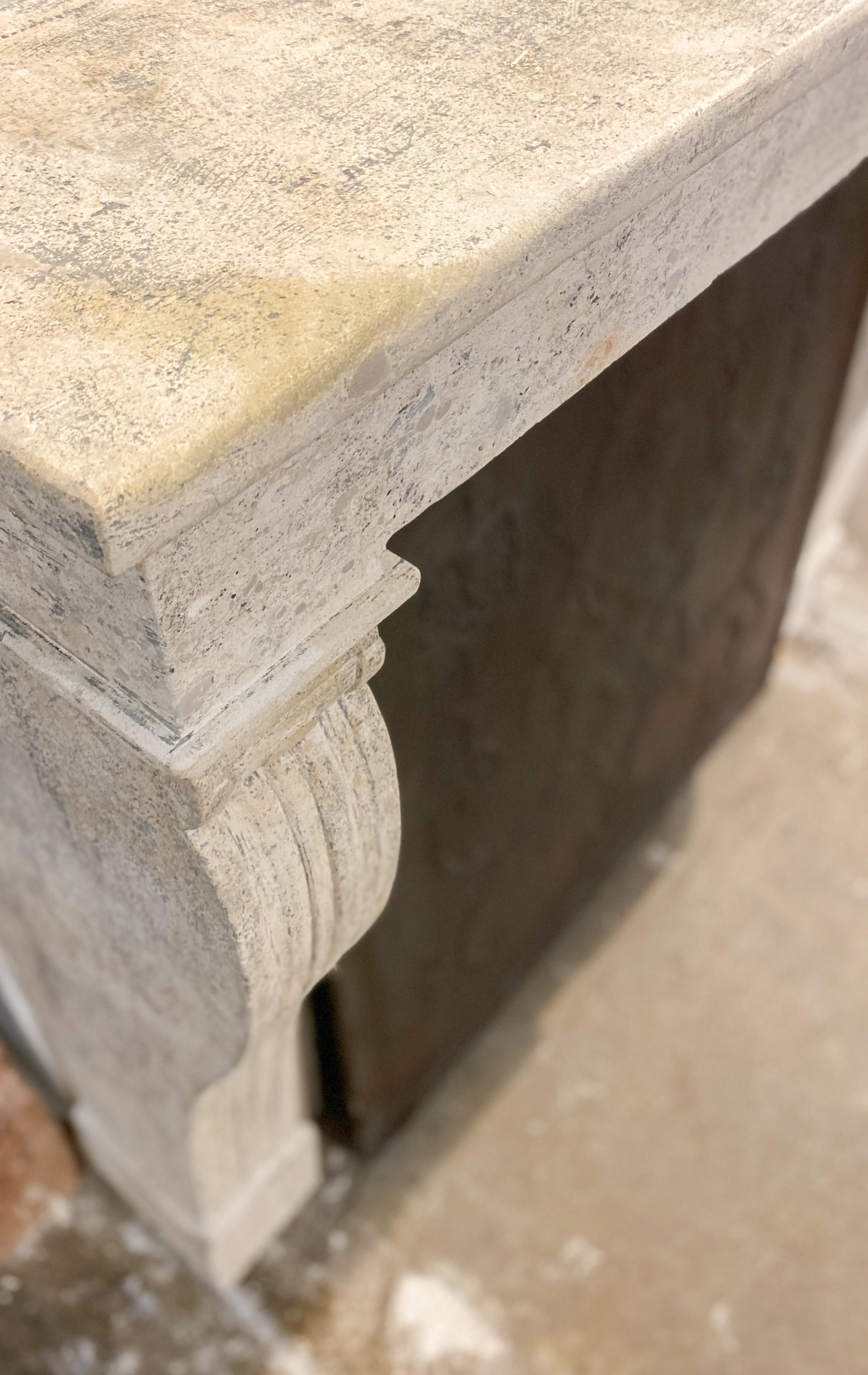 19th Century French Limestone Mantel In Good Condition In Dallas, TX