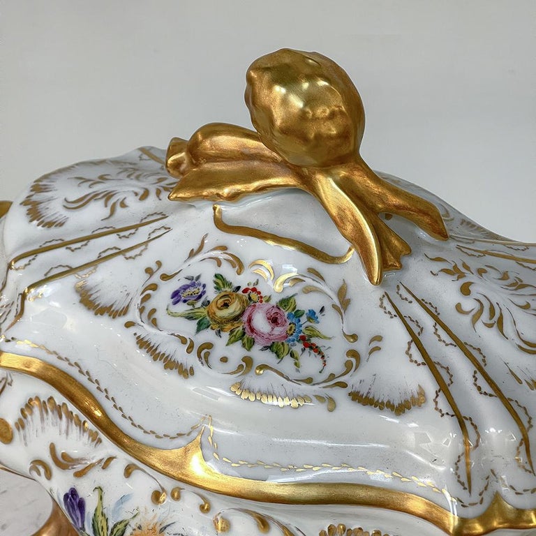 19th Century French Limoges HandPainted Tureen Centerpiece For Sale