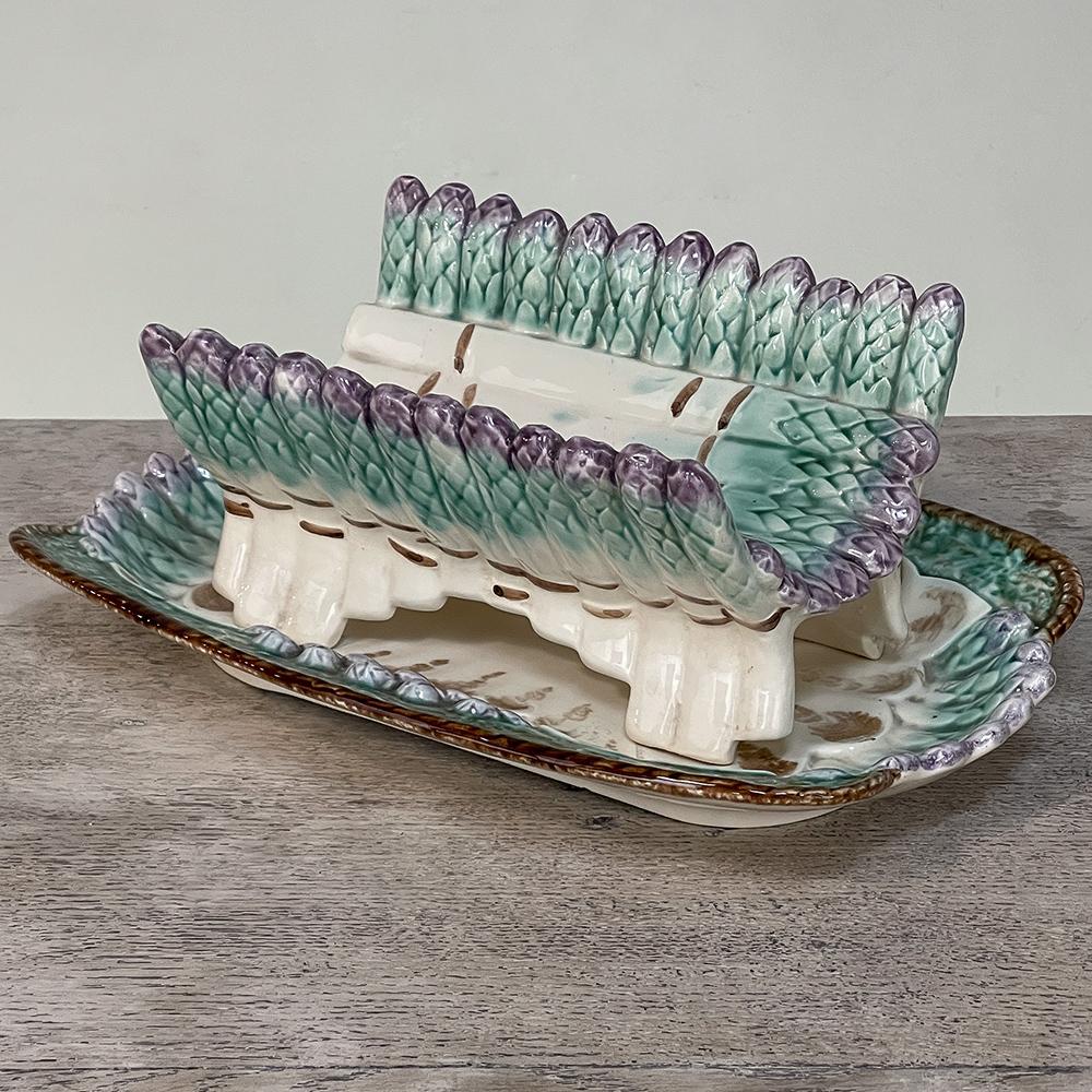 Belle Époque 19th Century French Longchamp Barbotine Asparagus Dish with Matching Platter For Sale