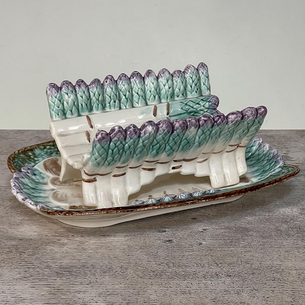 19th Century French Longchamp Barbotine Asparagus Dish with Matching Platter In Good Condition For Sale In Dallas, TX