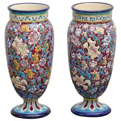 Französische Longwy-Keramikvasen des 19. Jahrhunderts